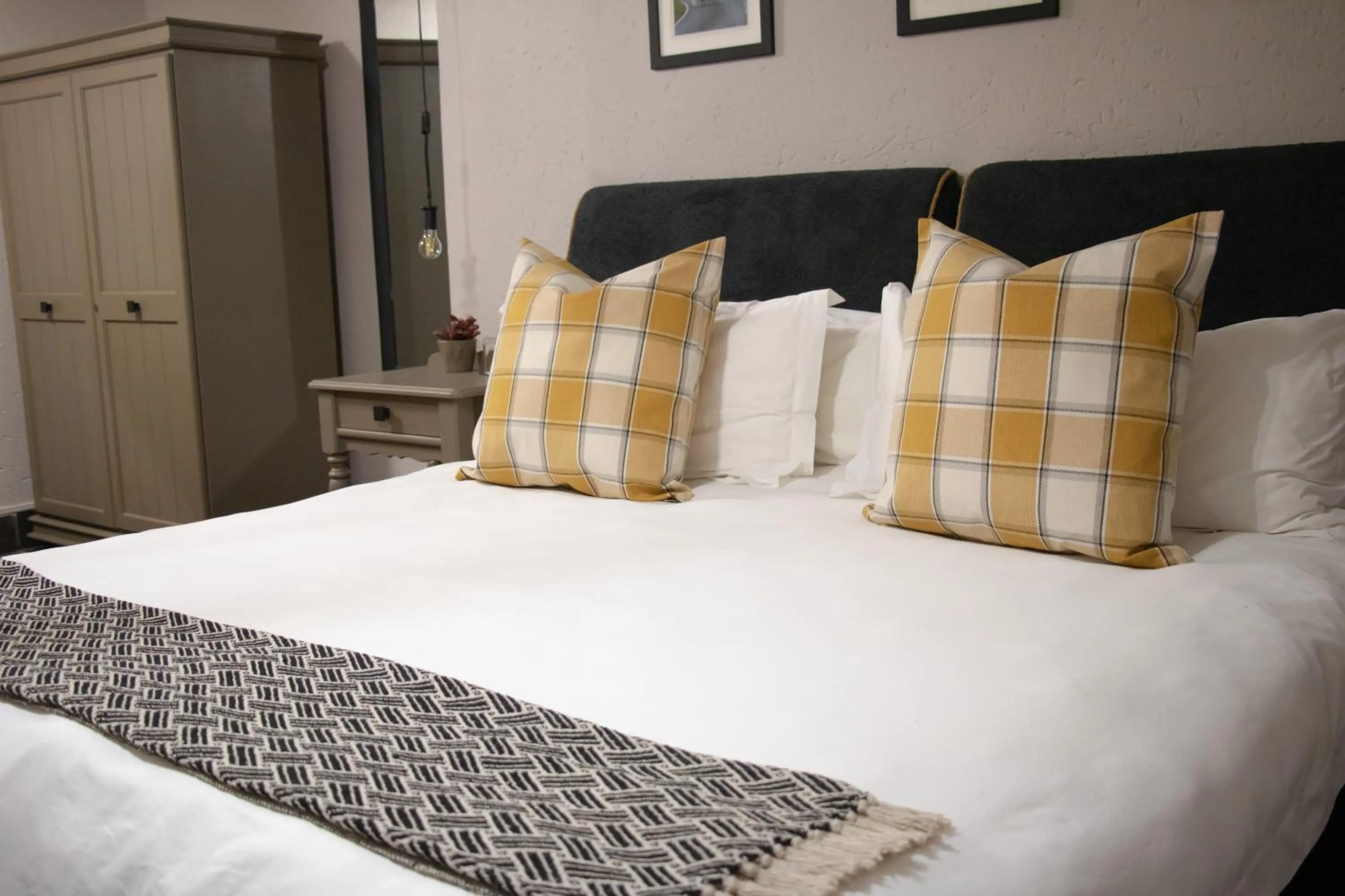 Bed in Sherewood Lodge