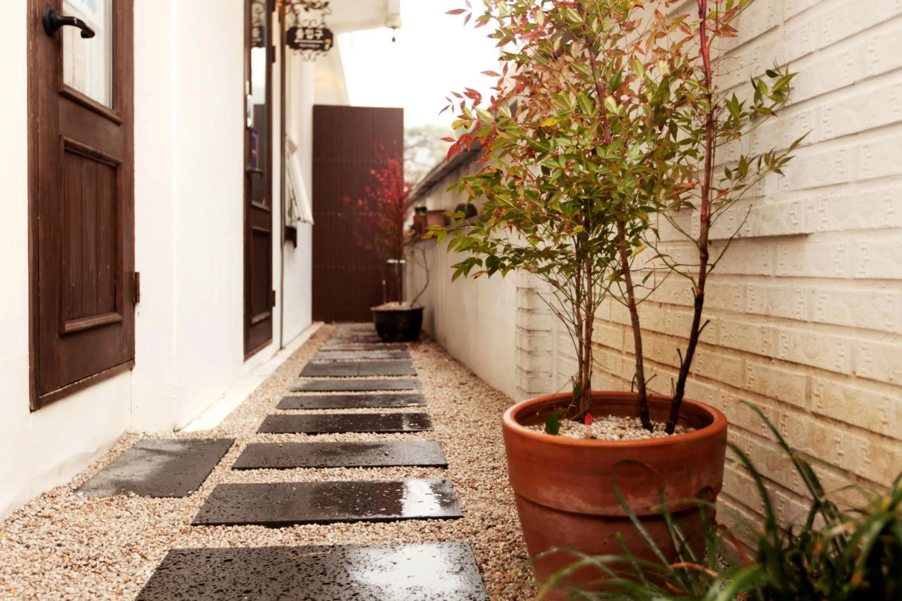 Property building in Jeonju Hanok Little Prince