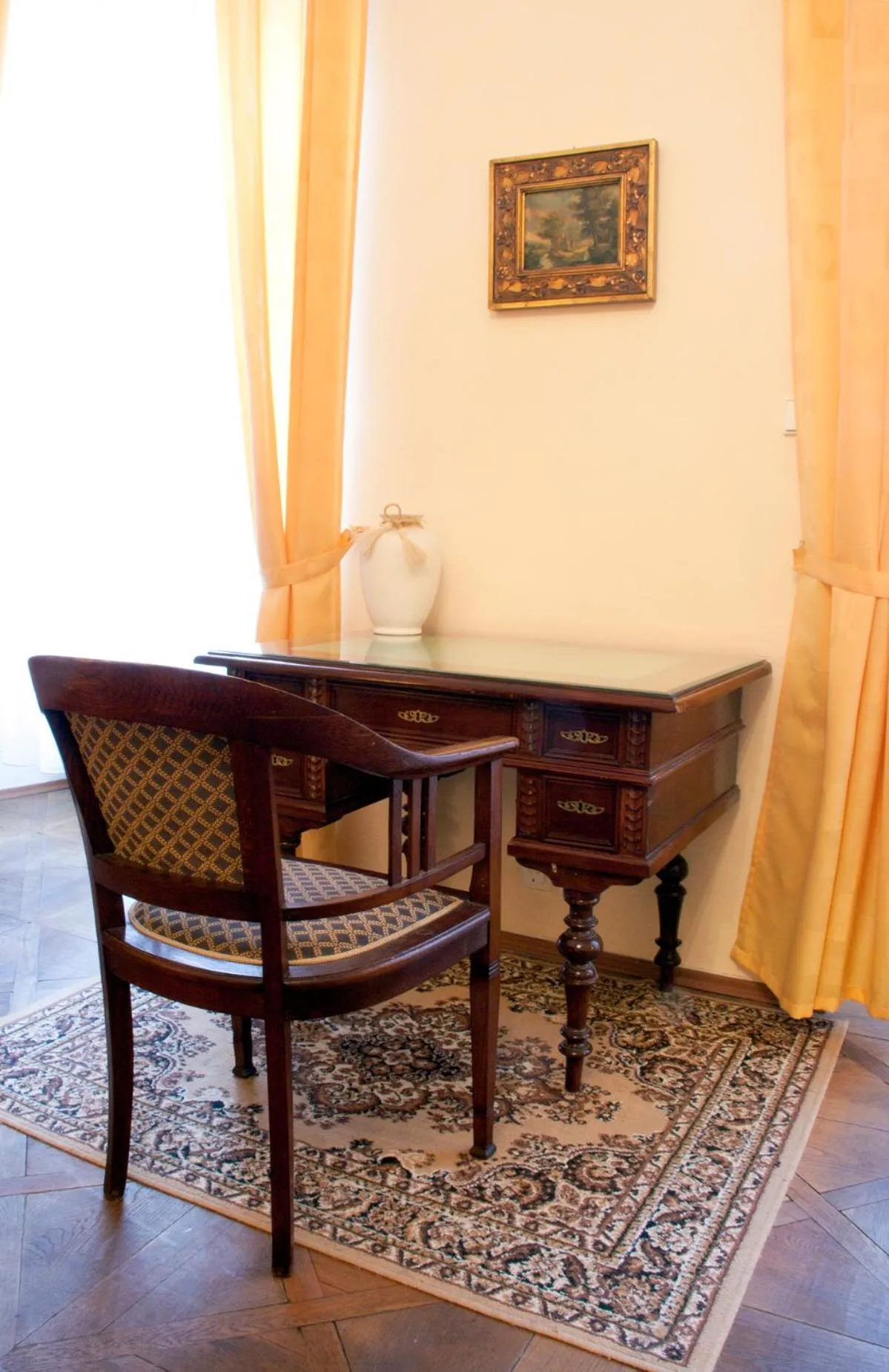 Living room in Hotel U Zlateho jelena