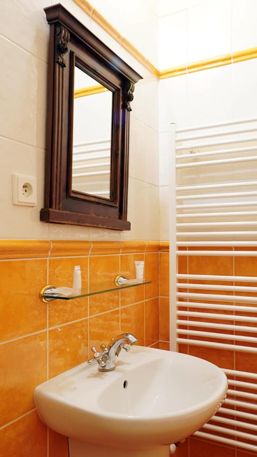 Bathroom in Hotel U Zlateho jelena