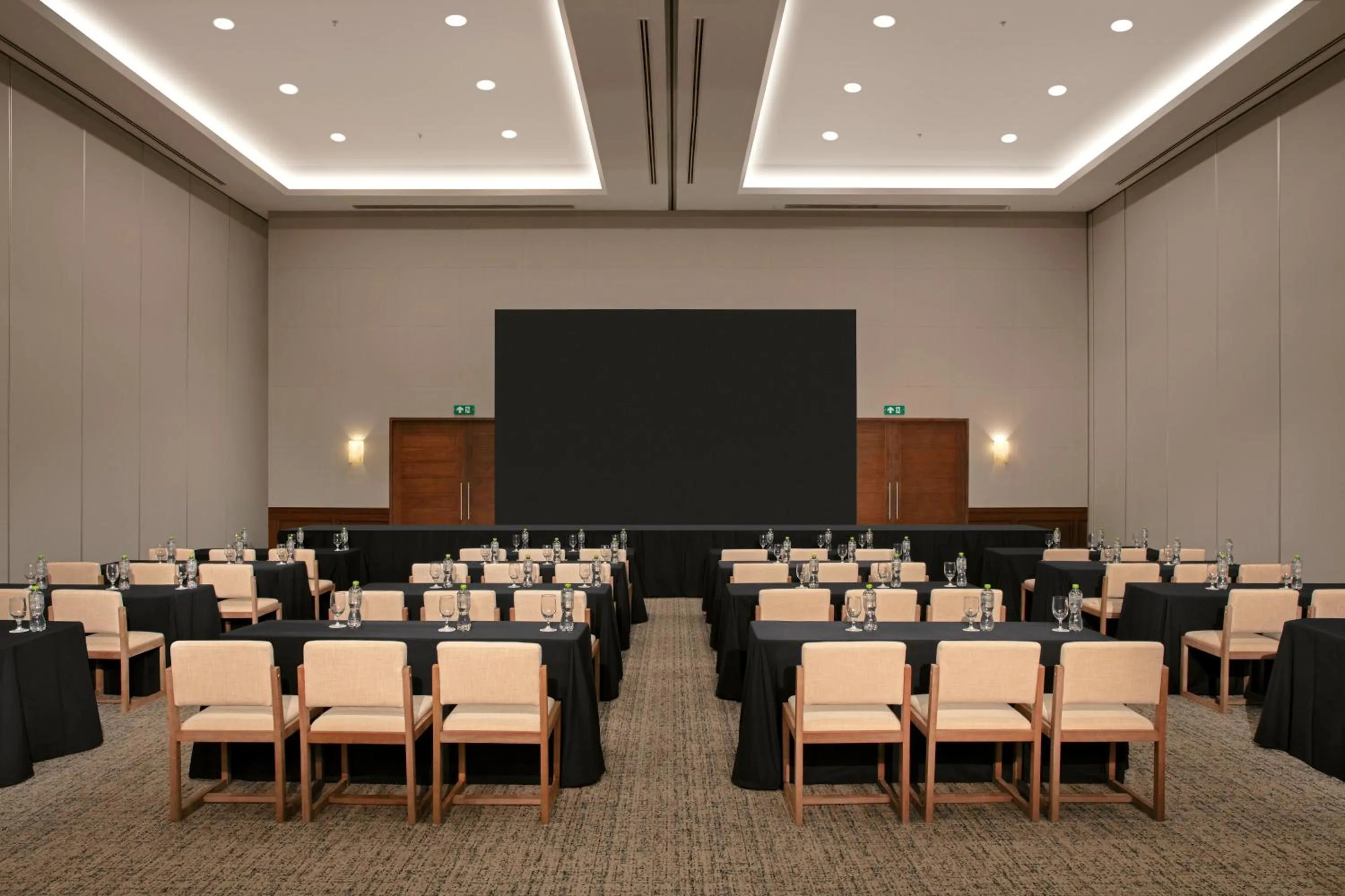 Meeting/conference room in Dreams Los Cabos Suites Golf Resort & Spa
