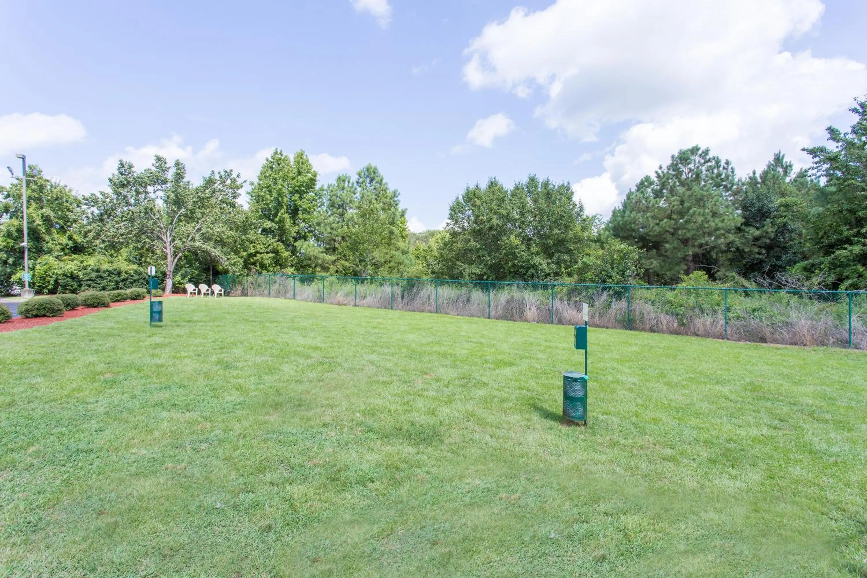 Pets in Days Inn by Wyndham Florence/I-95 North