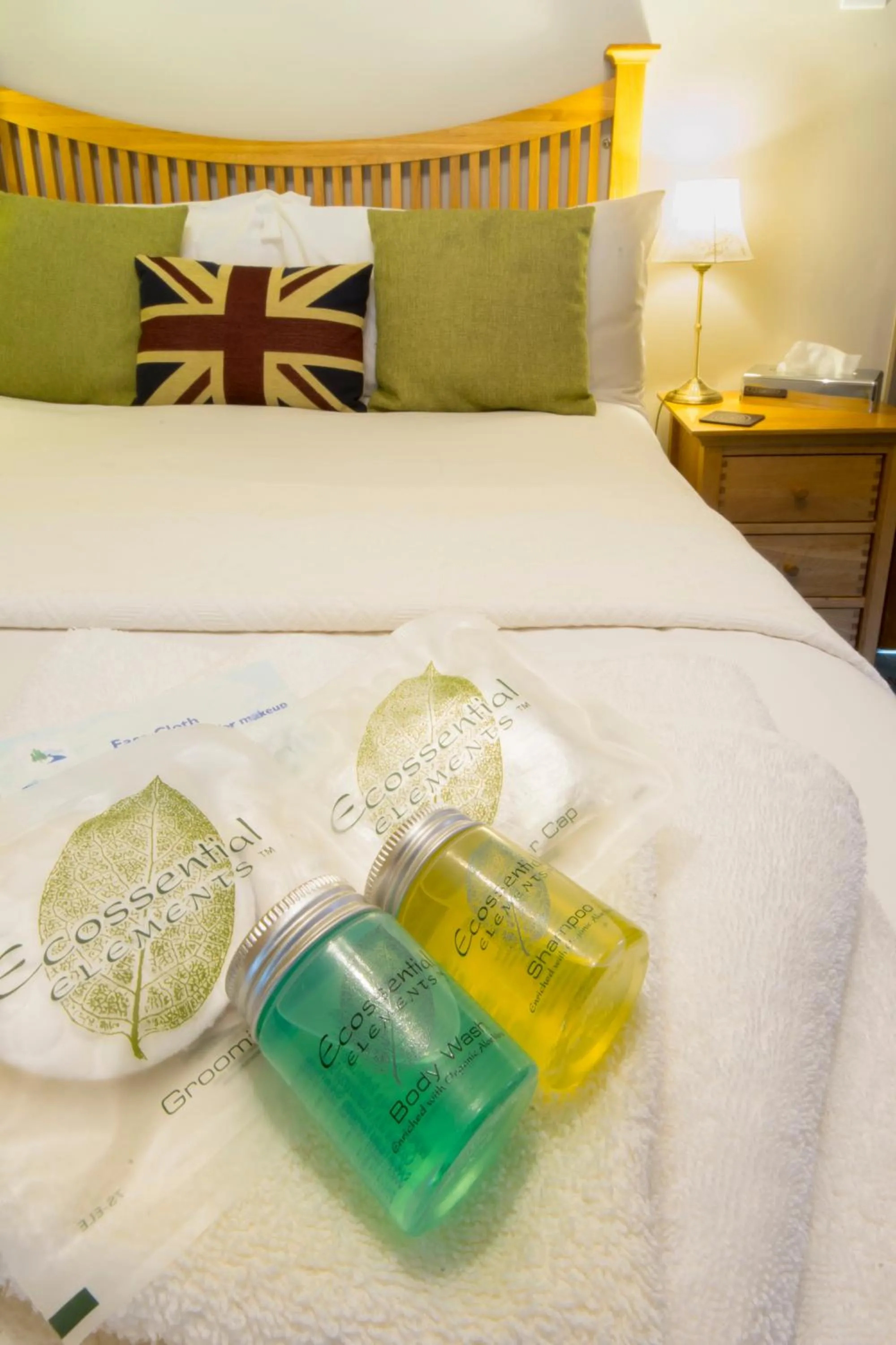 Other, Bed in Yorkshire Bridge Inn