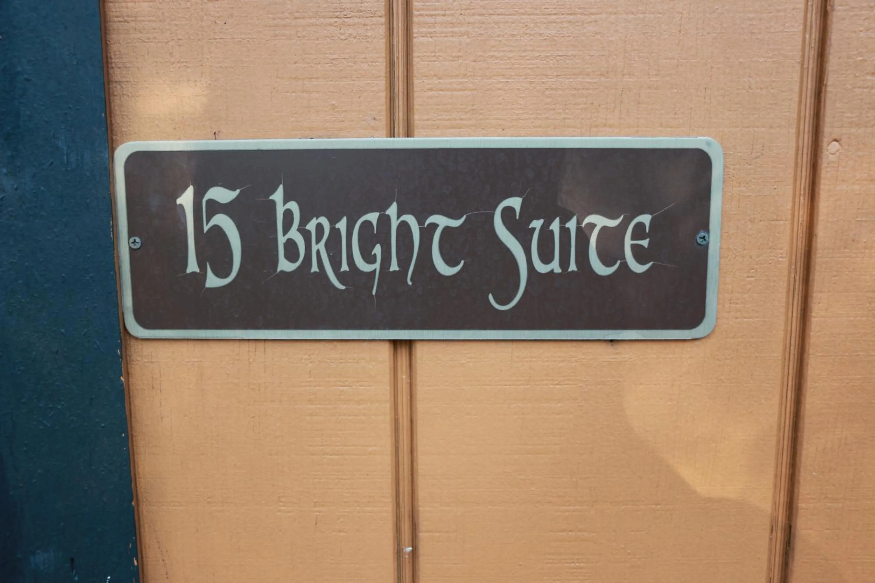 Landoll's Mohican Castle