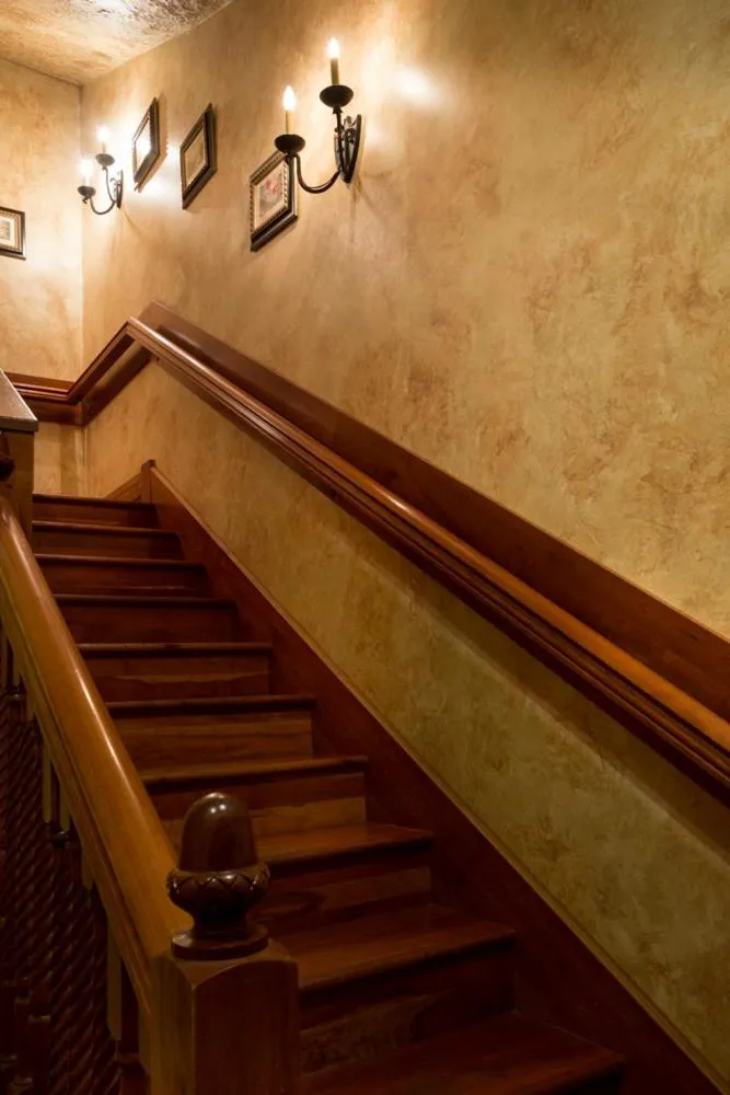 Landoll's Mohican Castle