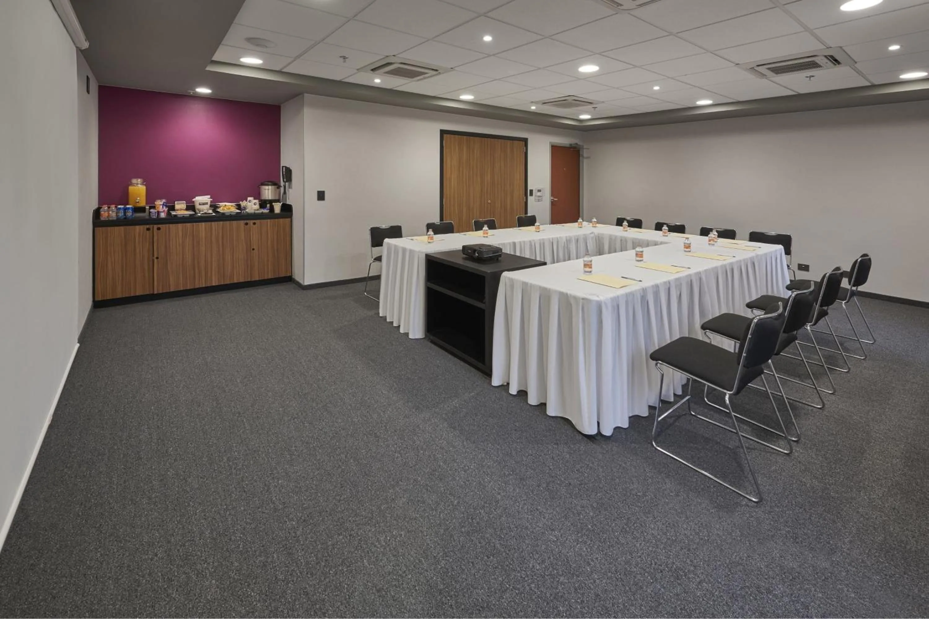 Meeting/conference room in City Express by Marriott Tampico Altamira