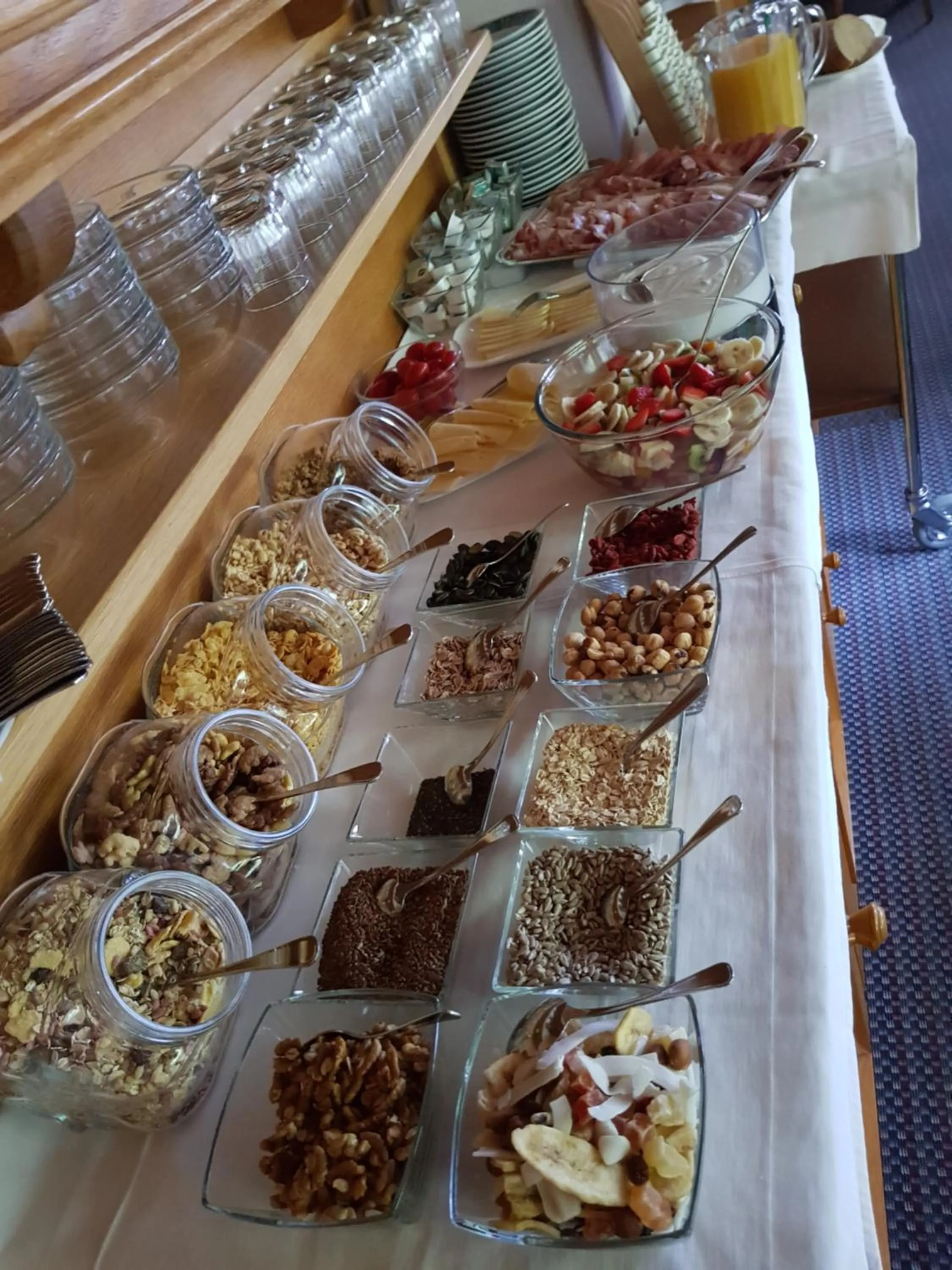 Buffet breakfast in Garni Rubens B&B