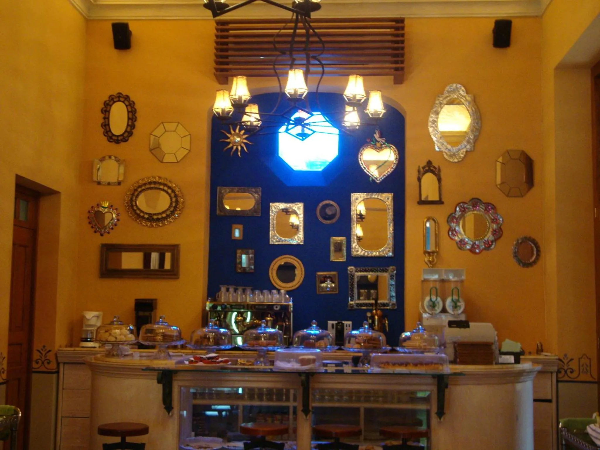 Restaurant/places to eat in Hotel Boutique Casa San Angel