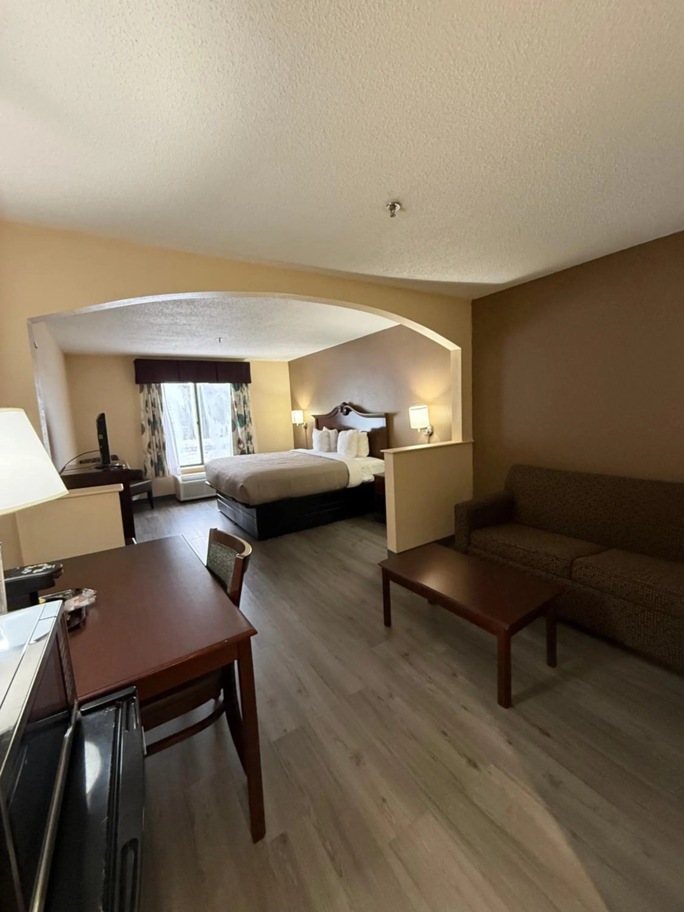 Photo of the whole room in Quality Inn & Suites Exmore - Eastern Shore