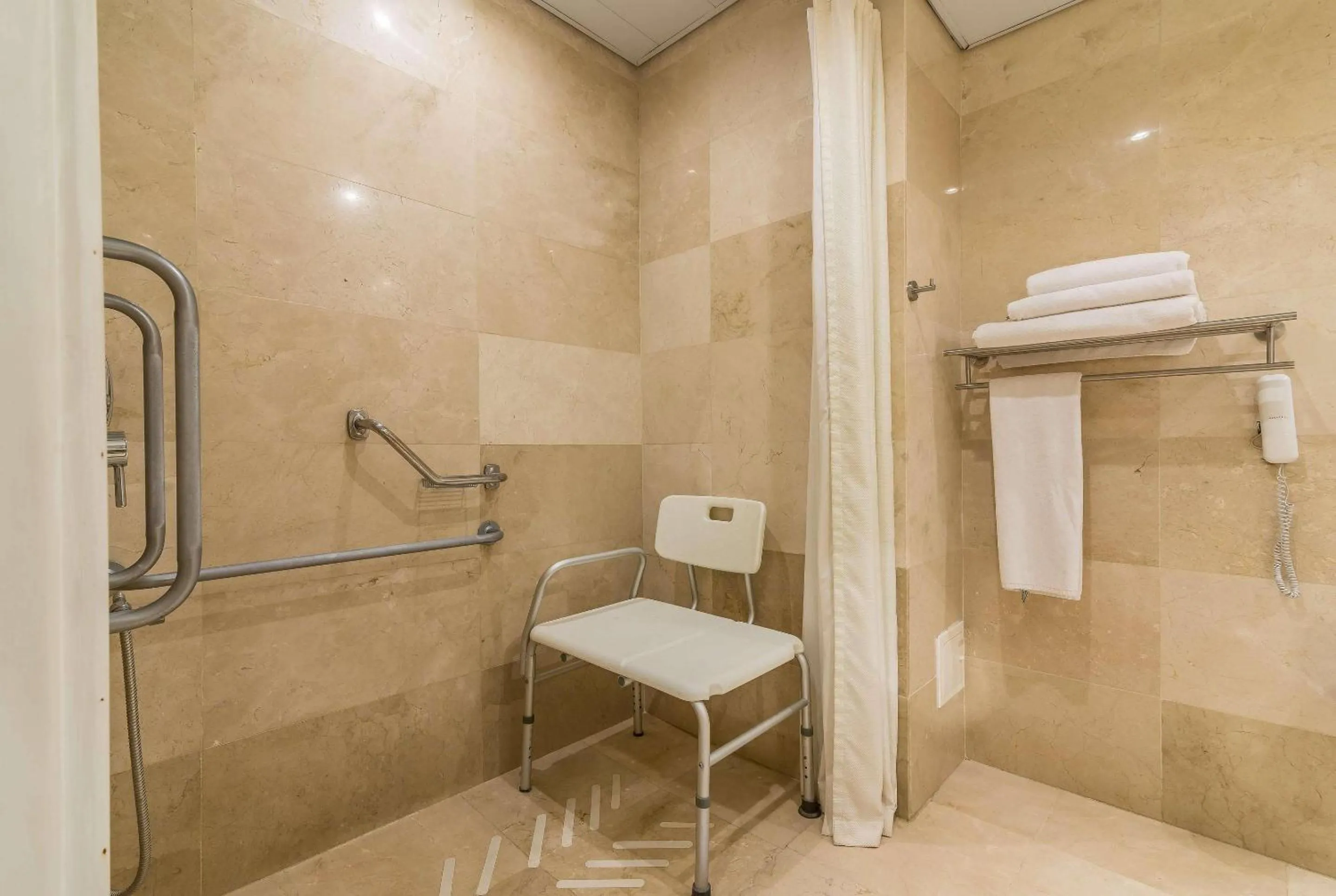 Bedroom in Hotel Caribe by Faranda Grand, a member of Radisson Individuals