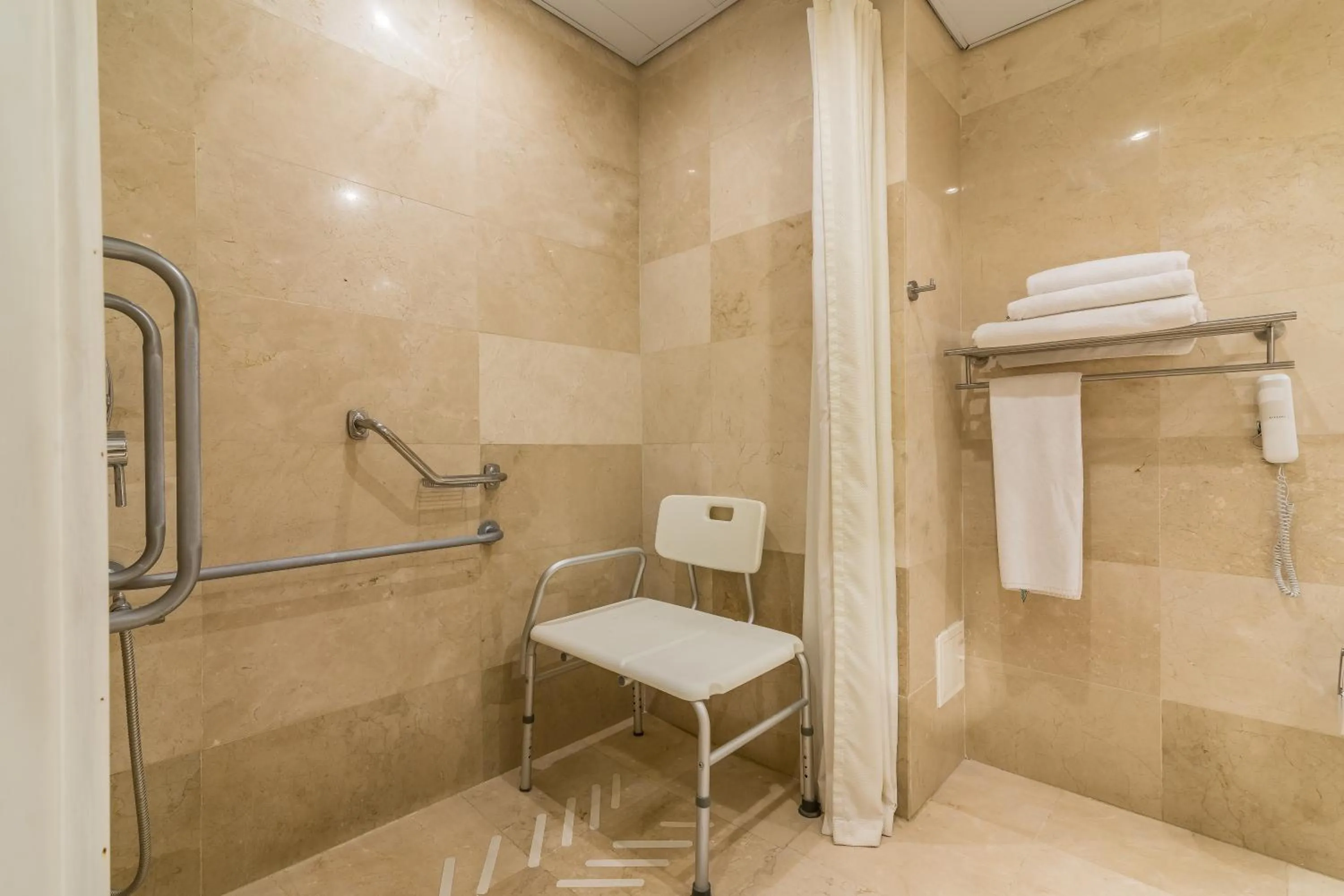 Shower in Hotel Caribe by Faranda Grand, a member of Radisson Individuals