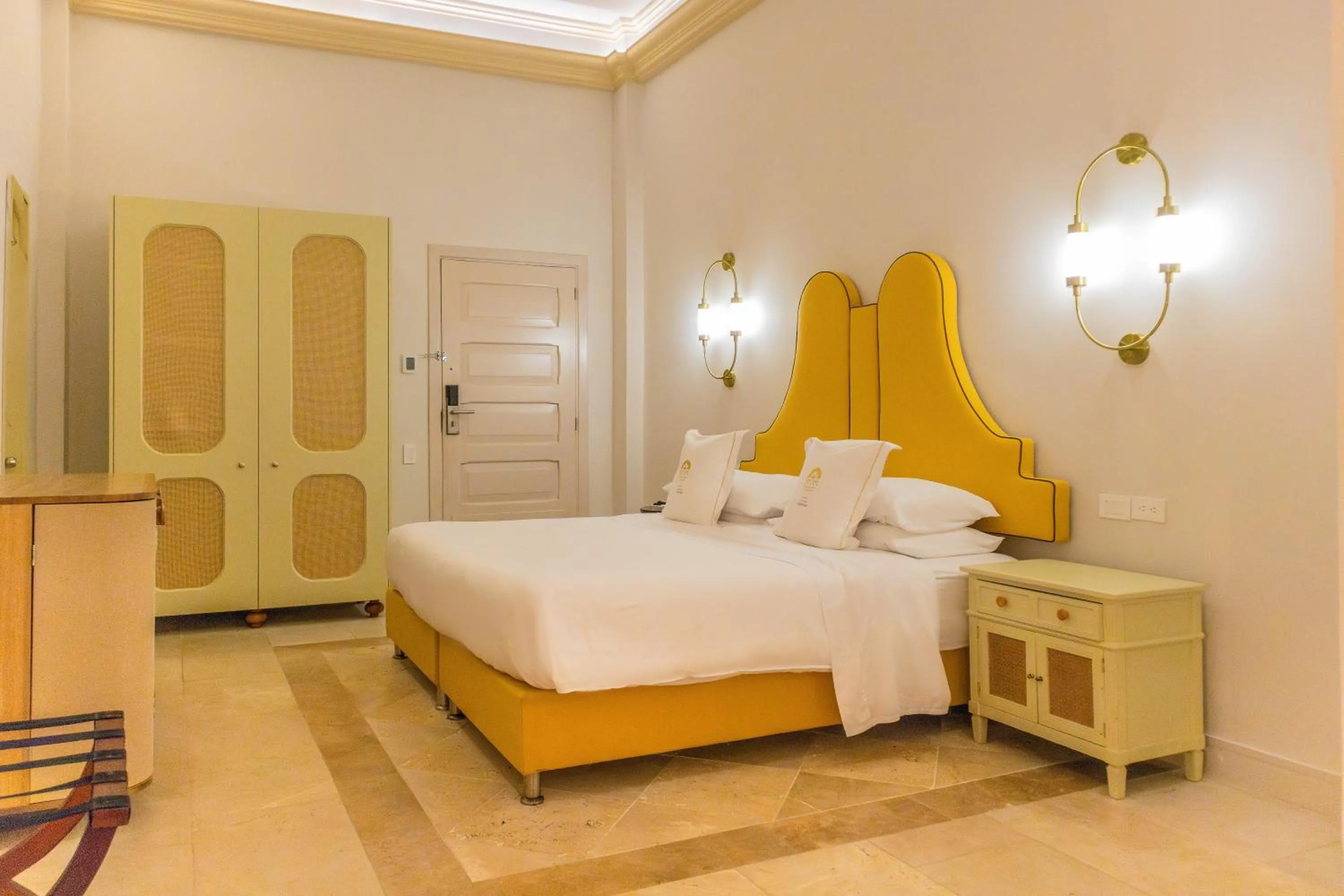 wardrobe, Bed in Hotel Caribe by Faranda Grand, a member of Radisson Individuals