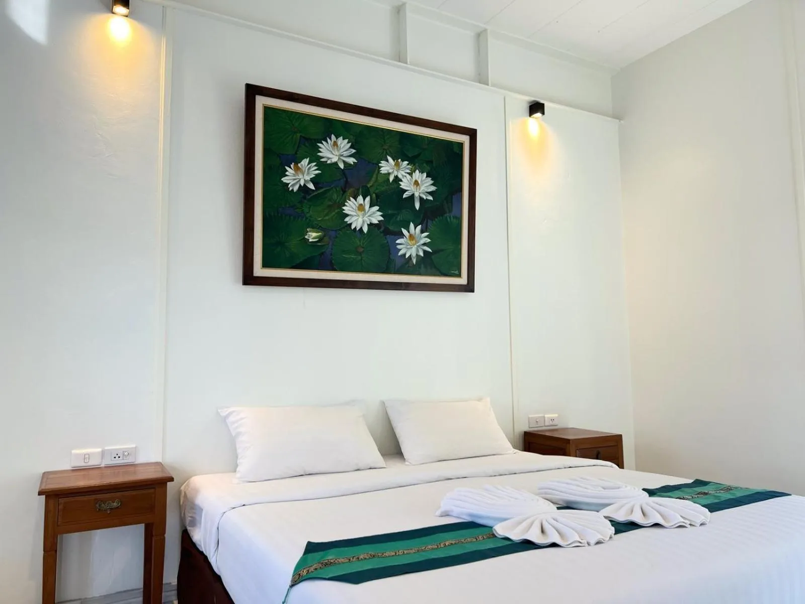 Bed in 3B Boutique Hotel