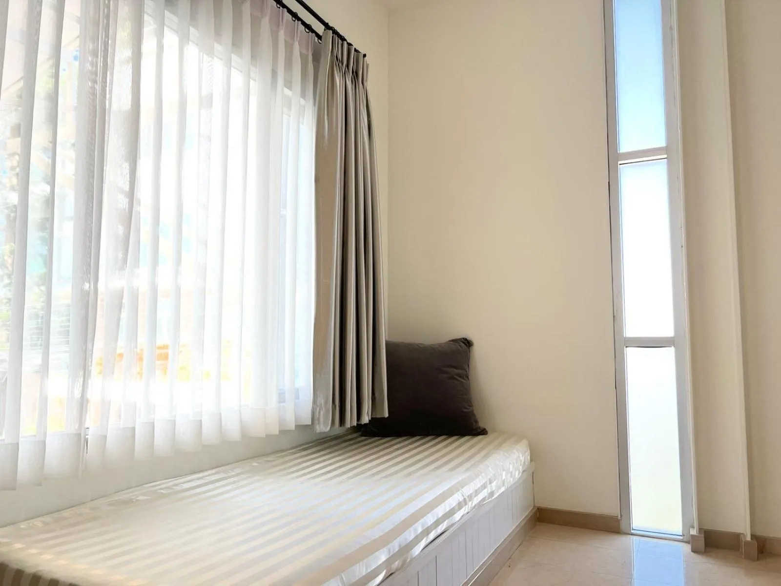 Photo of the whole room, Bed in 3B Boutique Hotel