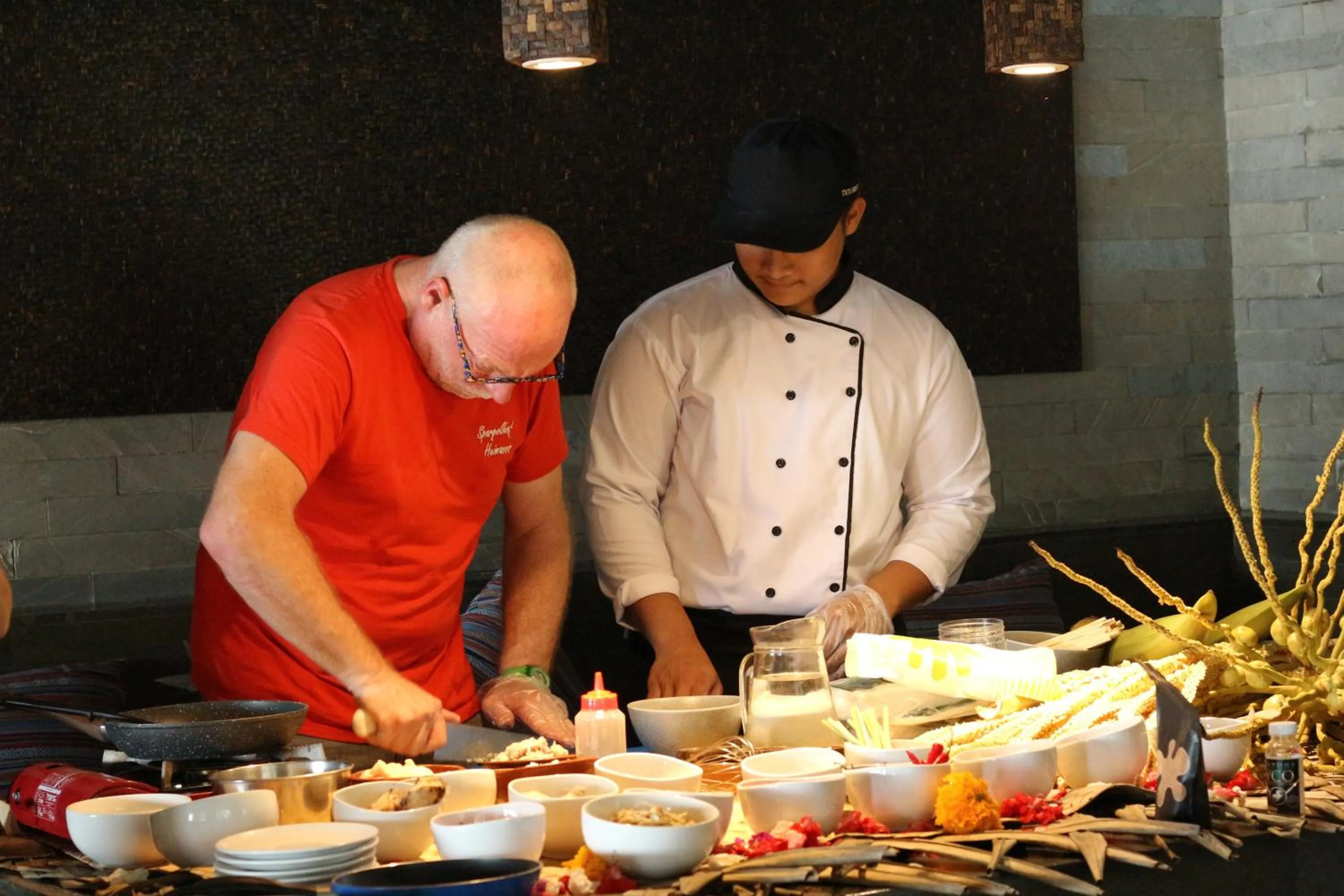 Restaurant/places to eat in Kelapa Retreat & Spa