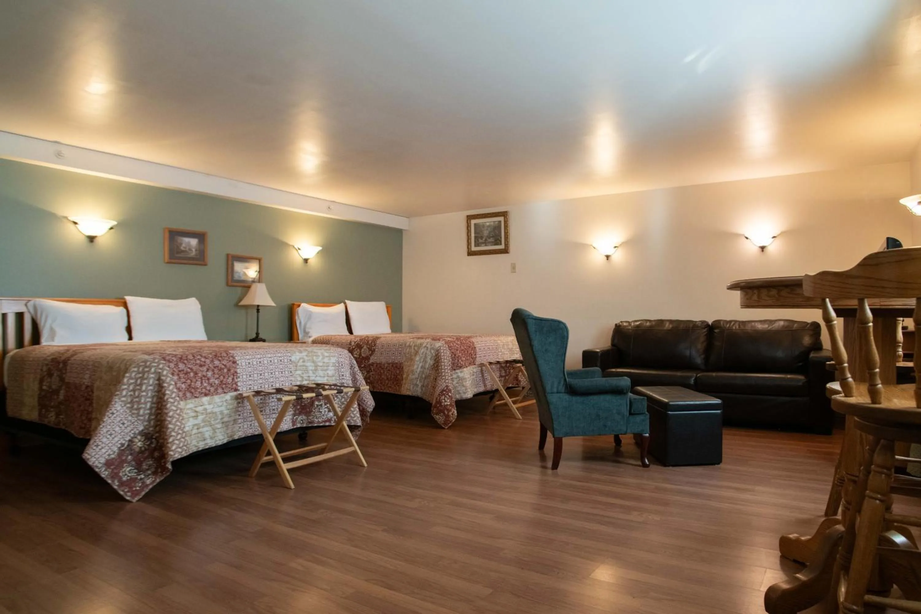 Bed in Swift River Suites