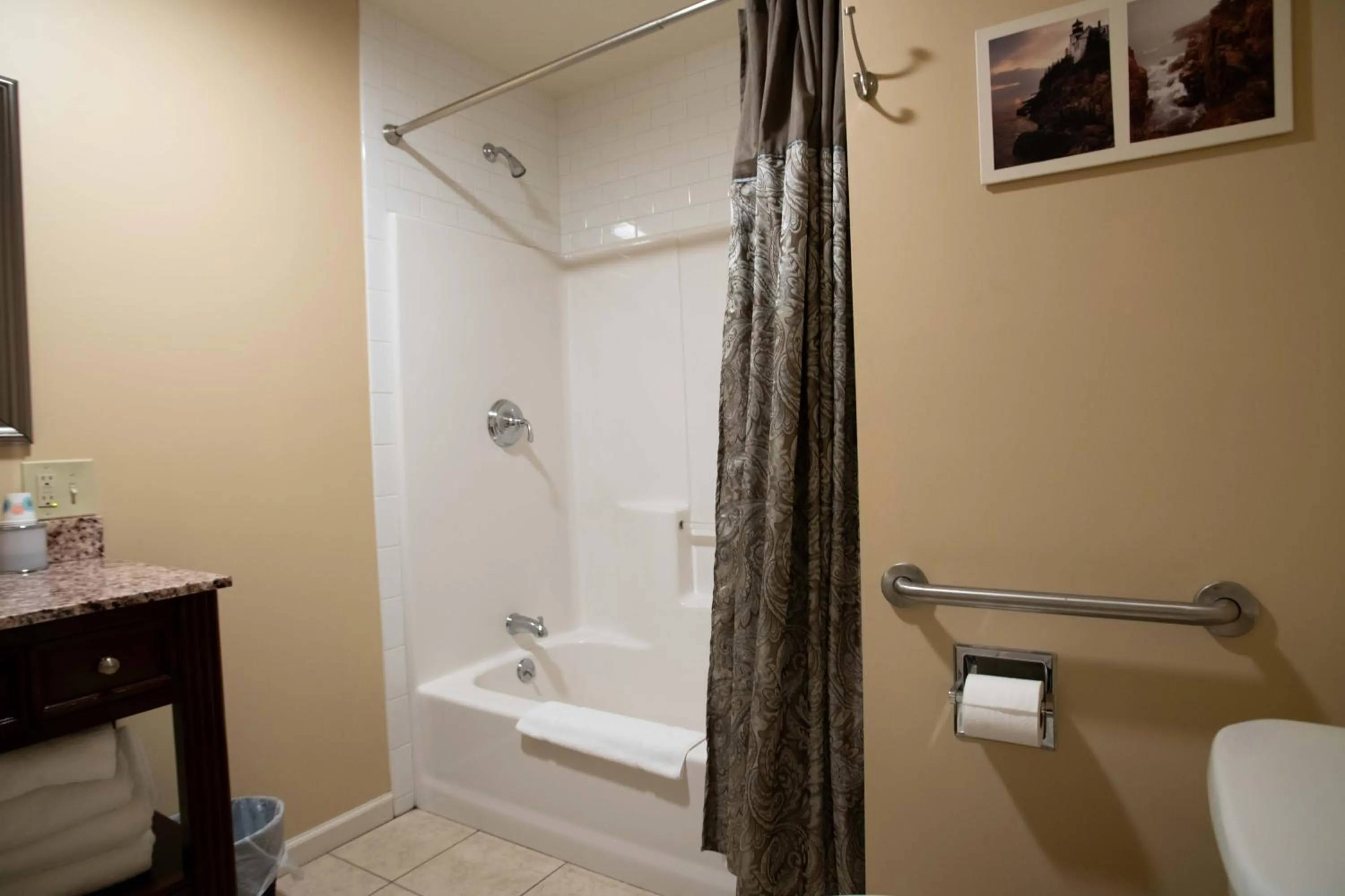 Swift River Suites