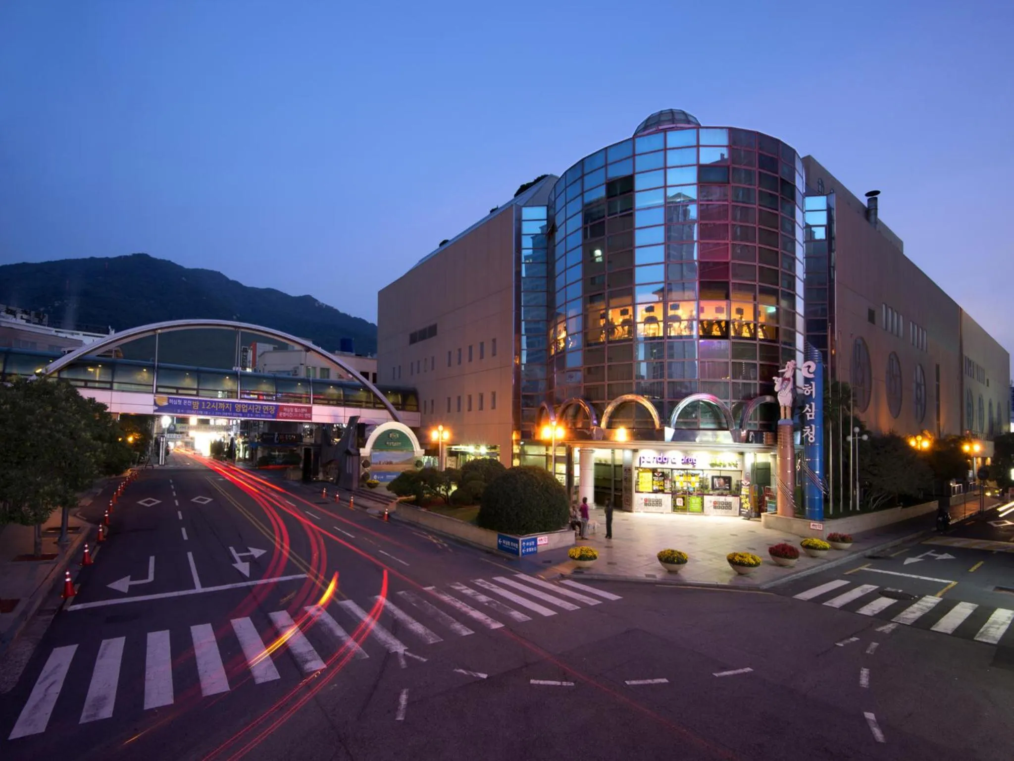 Facade/entrance in Nongshim Hotel