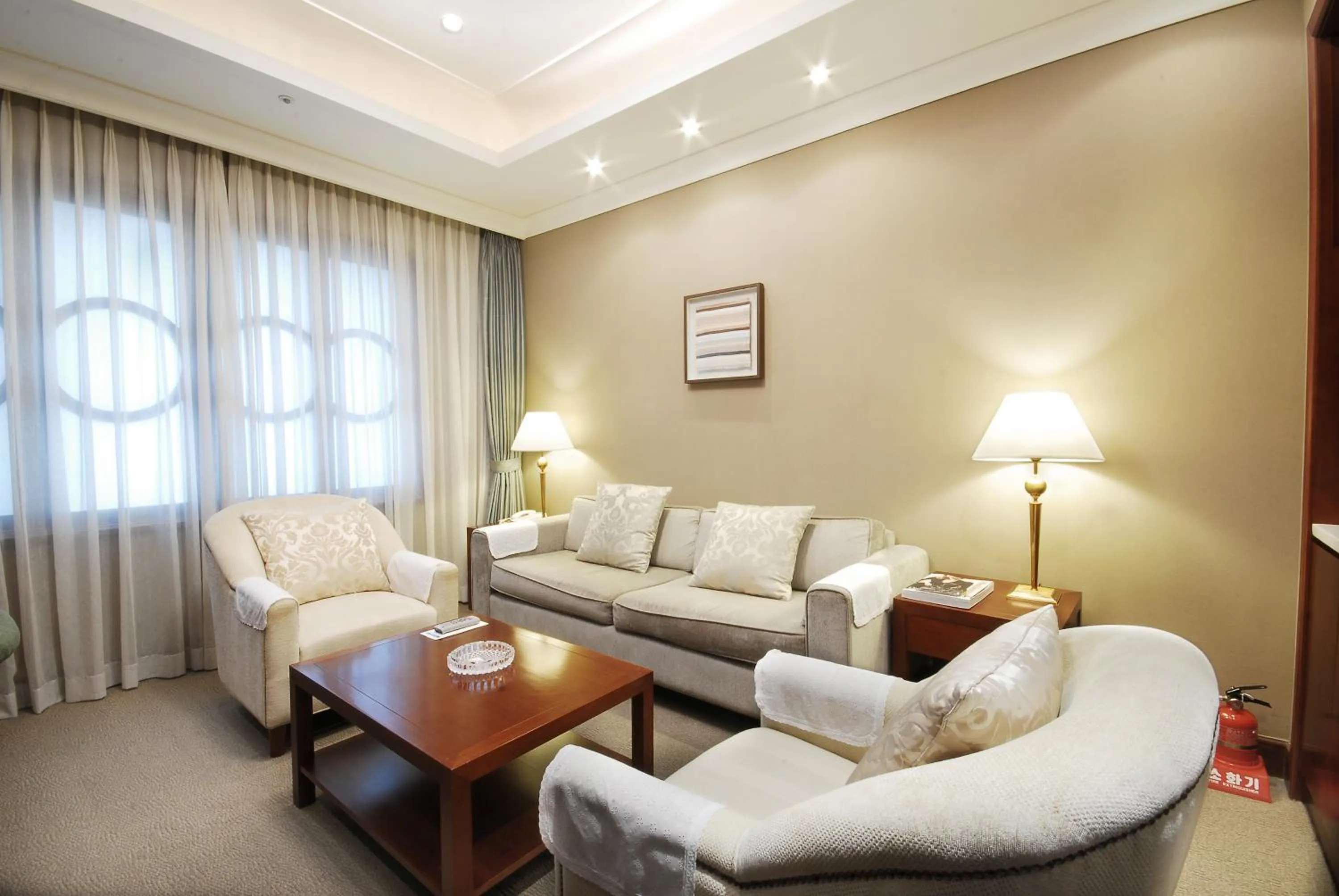Living room in Nongshim Hotel