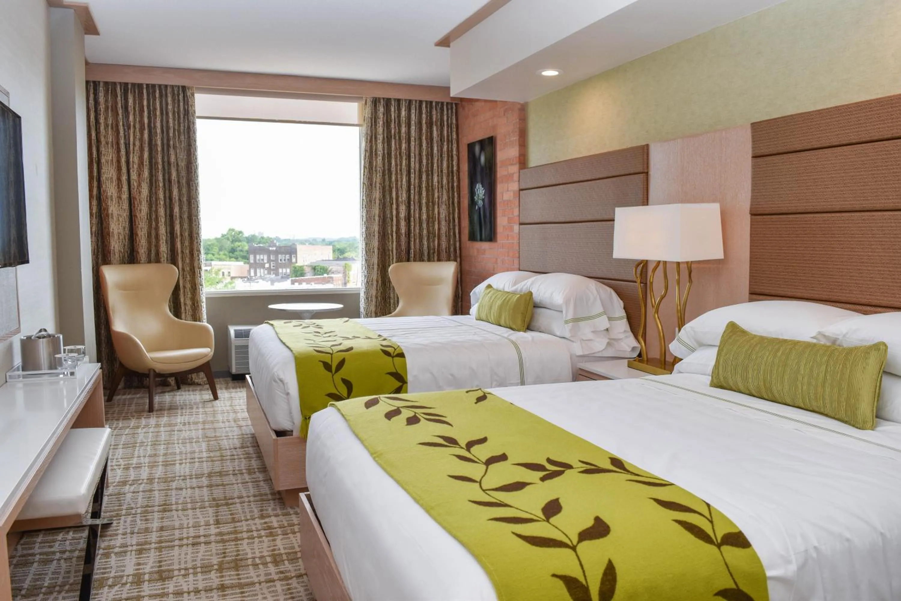 Bed in The Fredonia Hotel