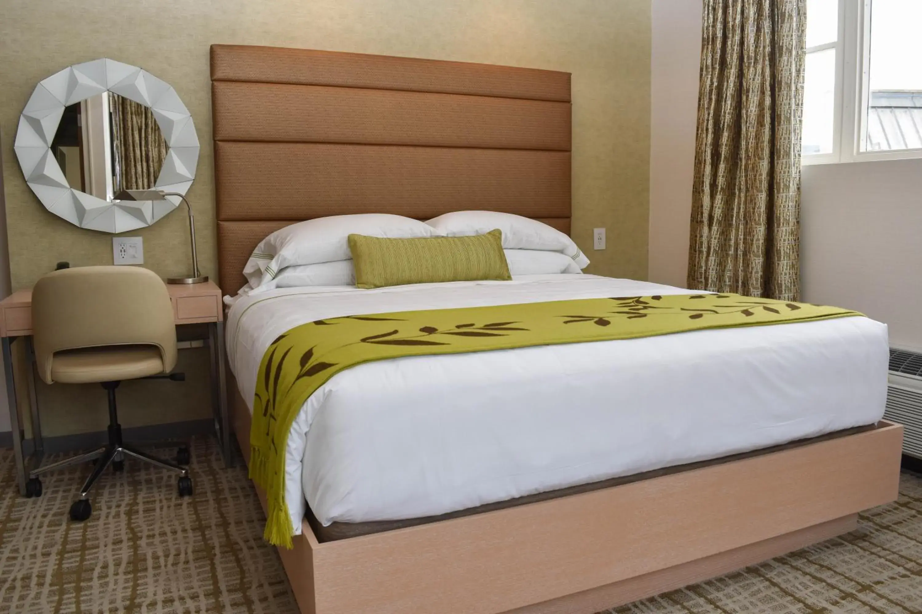 Bed in The Fredonia Hotel Bed in The Fredonia Hotel