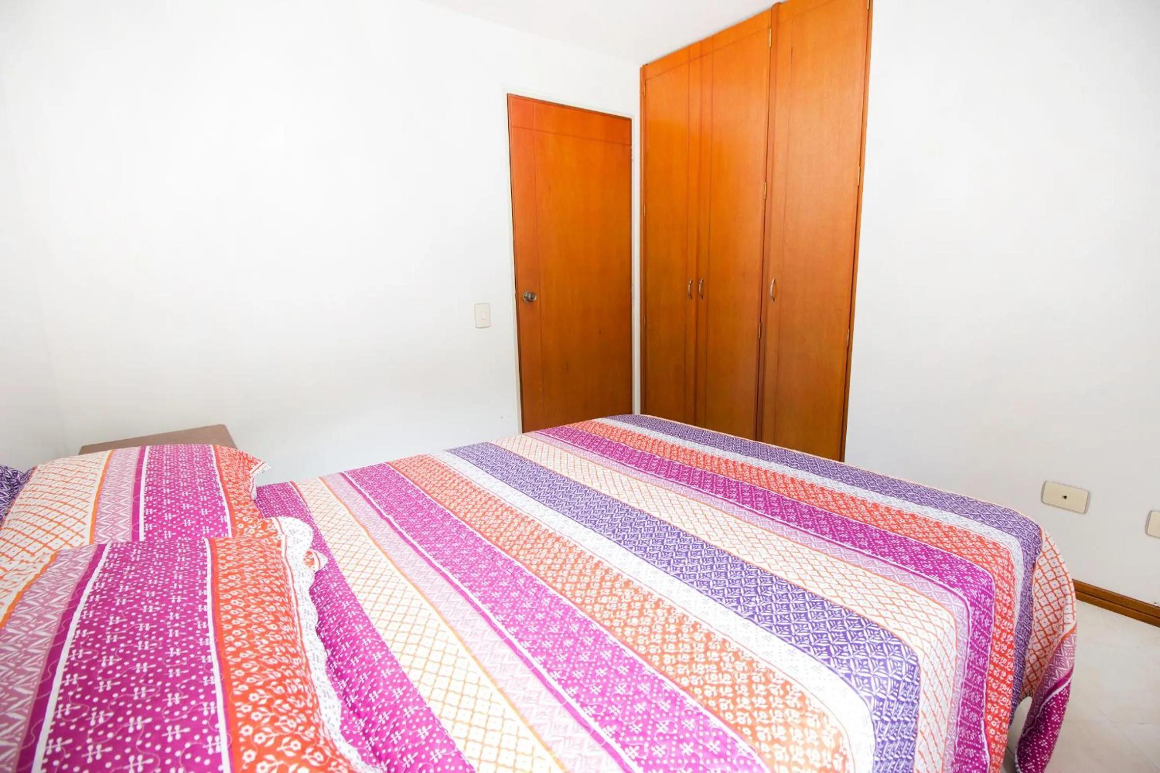 Bed in San Fernando Suite 201 - Livin Colombia