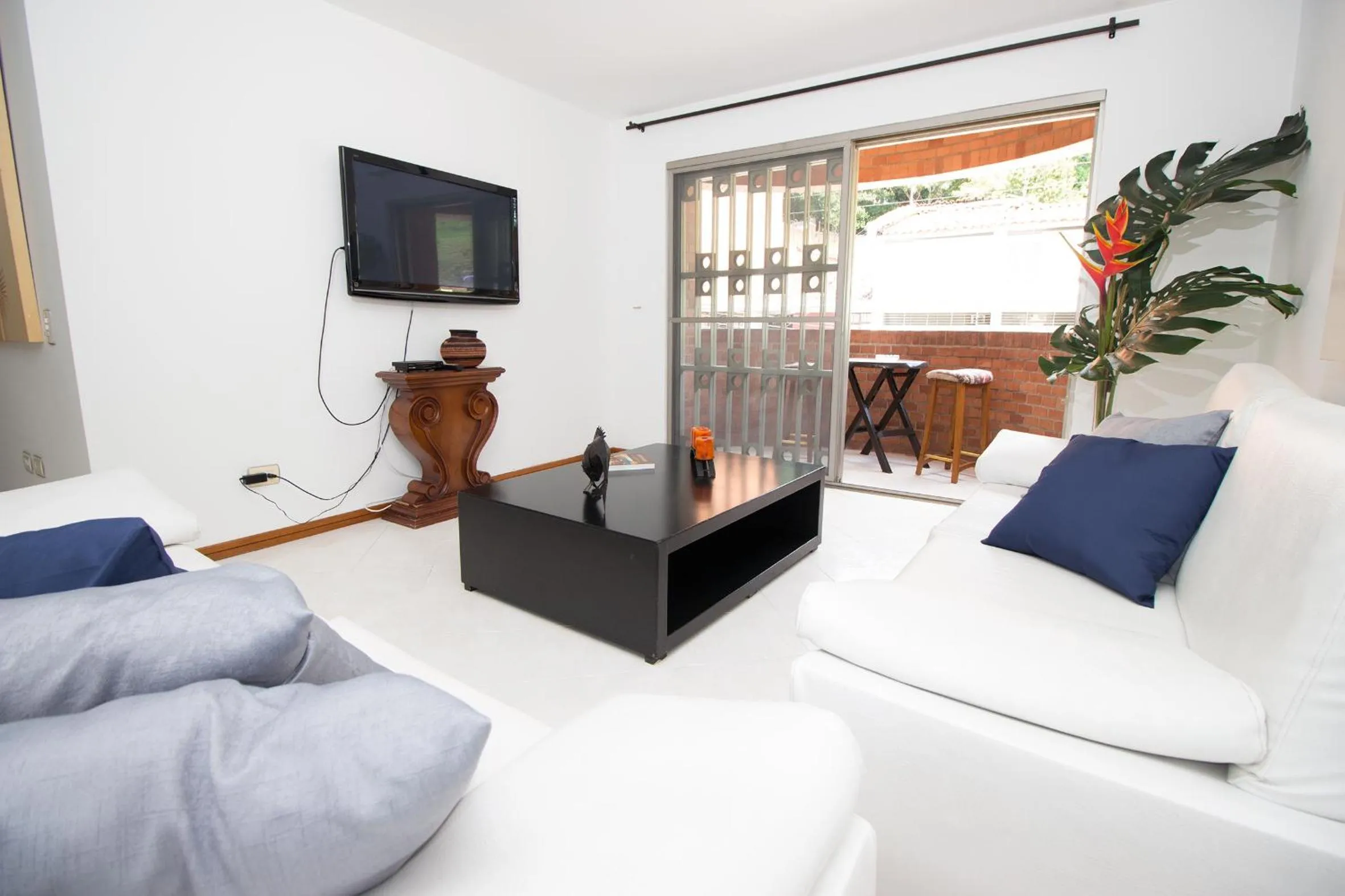Bed in San Fernando Suite 201 - Livin Colombia