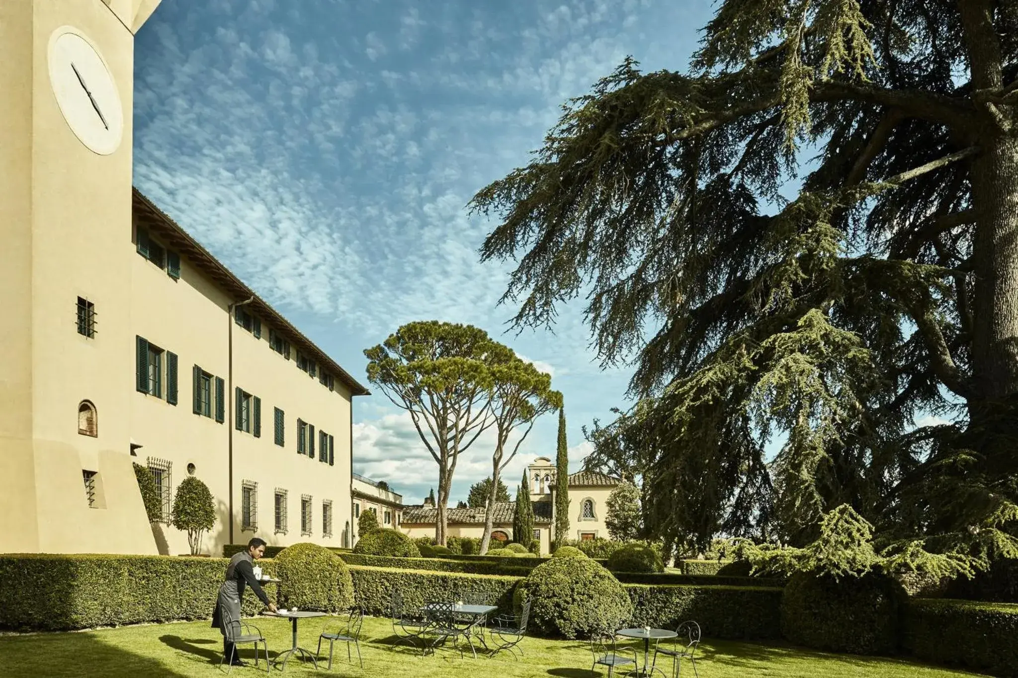 Property building in COMO Castello Del Nero Property building in COMO Castello Del Nero