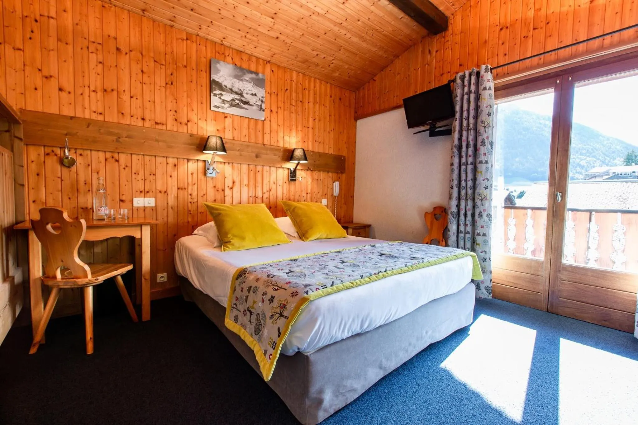 Bedroom, Bed in Hotel Les Bruyères