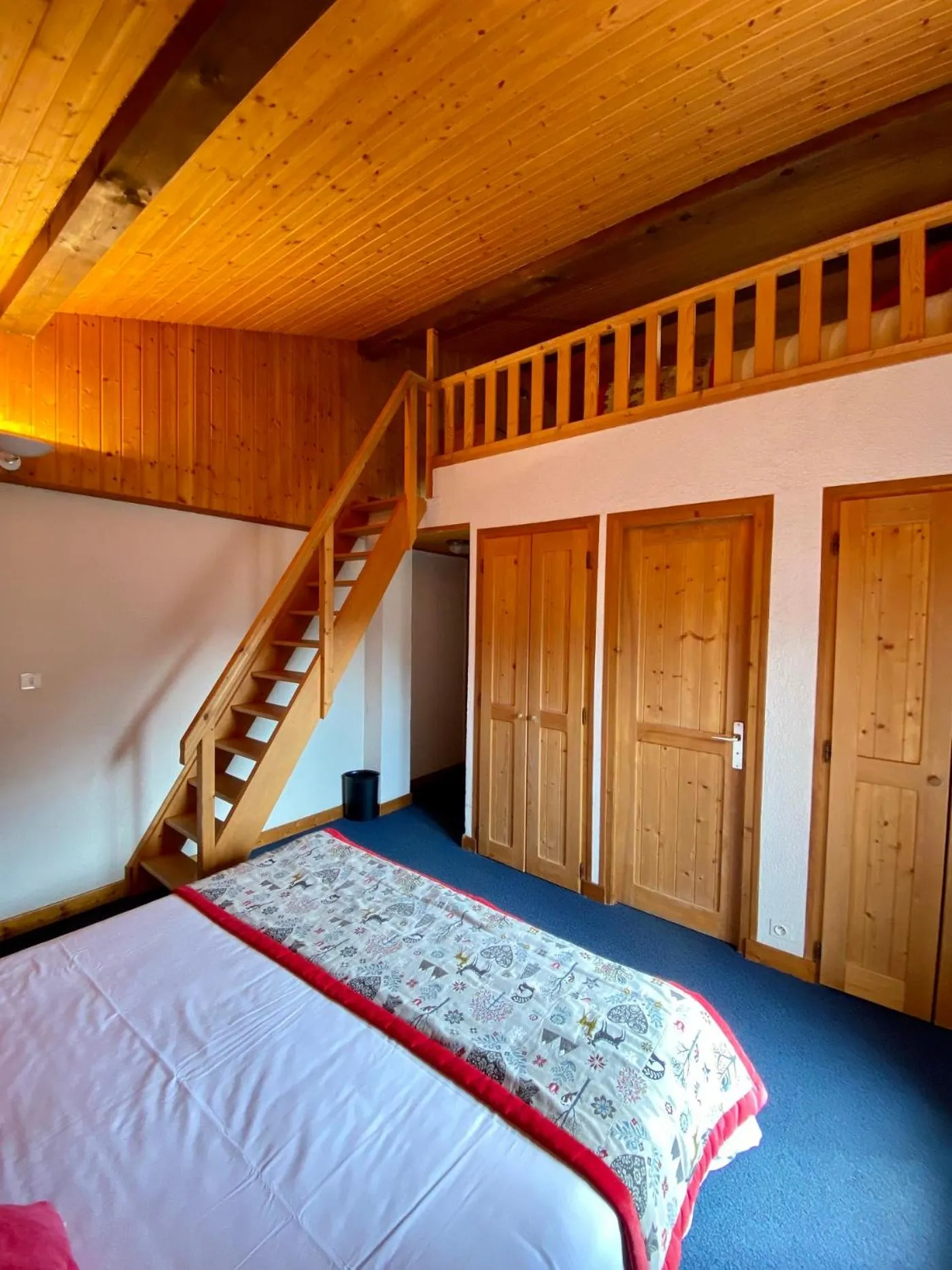 Bedroom, Bed in Hotel Les Bruyères