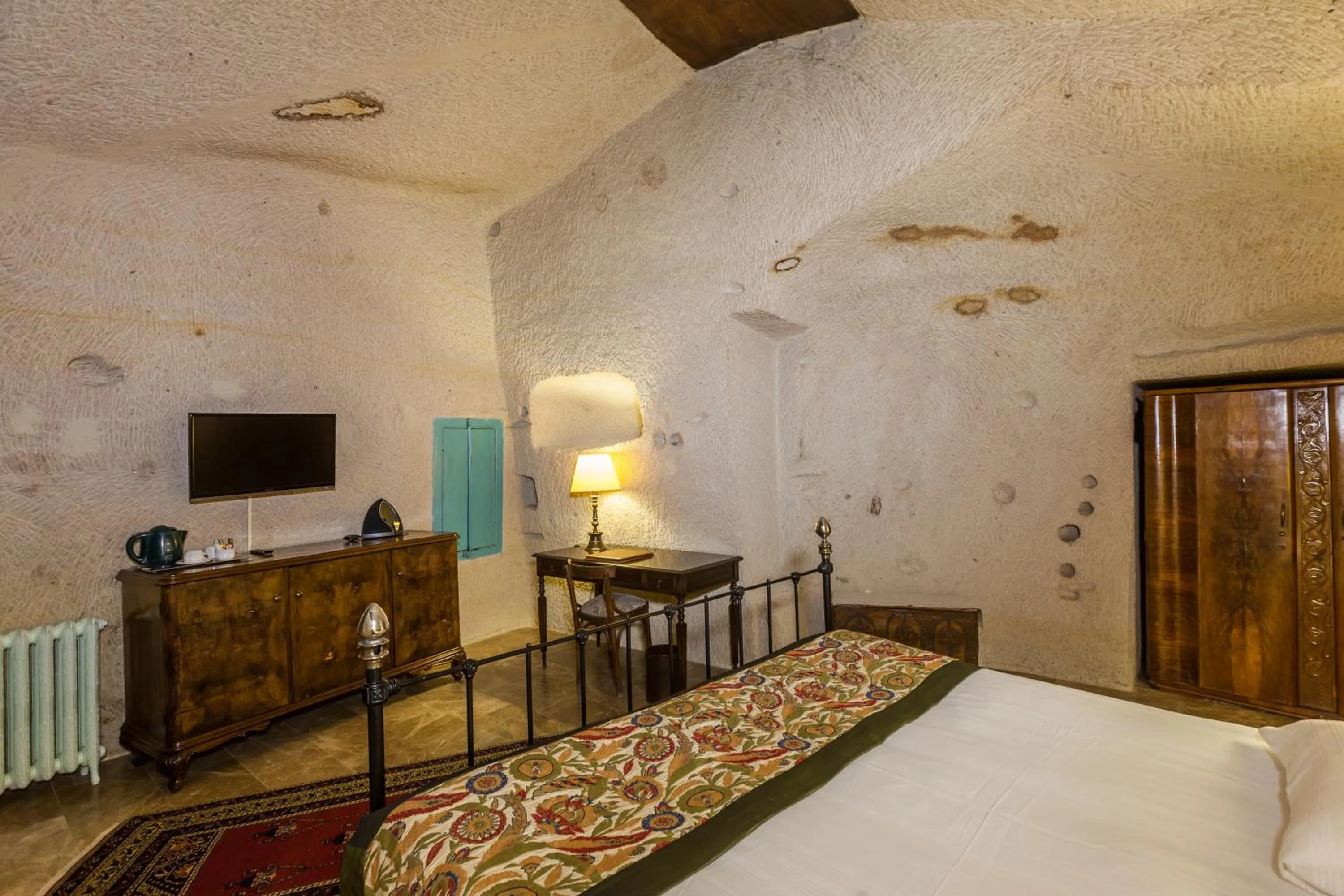 Bedroom, Bed in Yunak Evleri Cappadocia