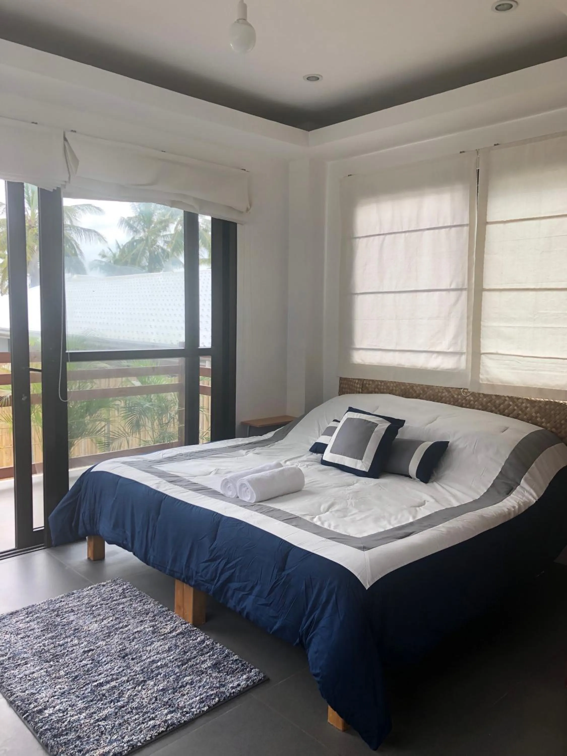 Property building, Bed in The Whitehouse by the Sea