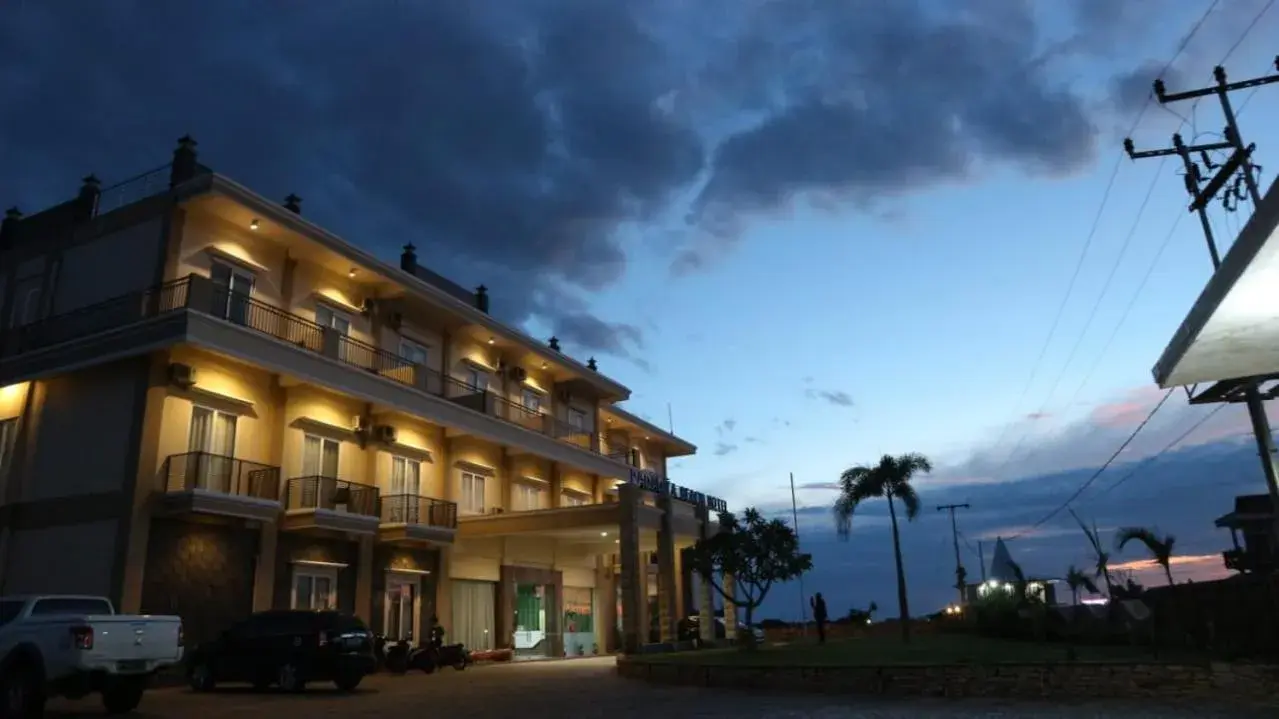 Property building in Padadita Beach Hotel Property building in Padadita Beach Hotel