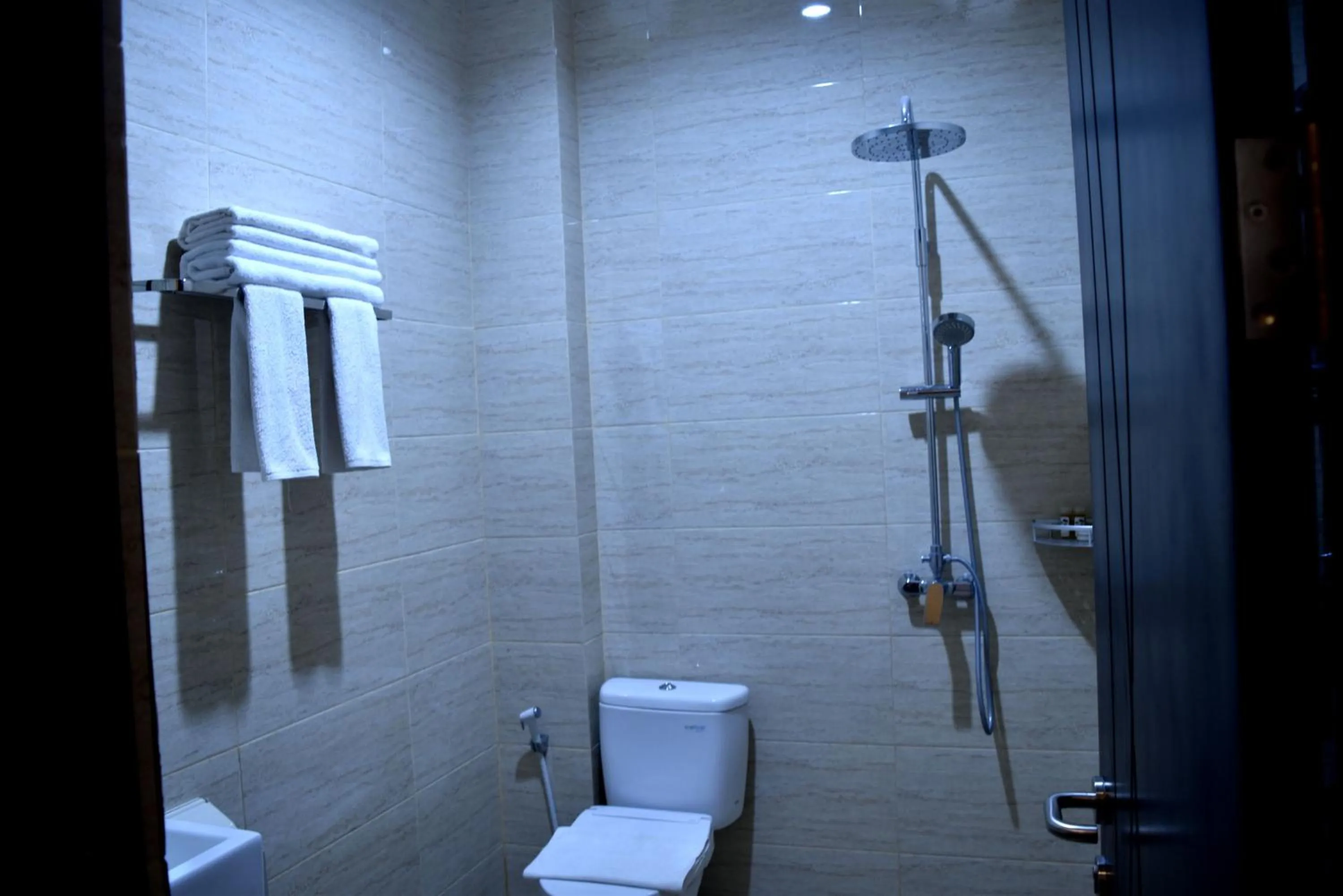 Shower in Padadita Beach Hotel