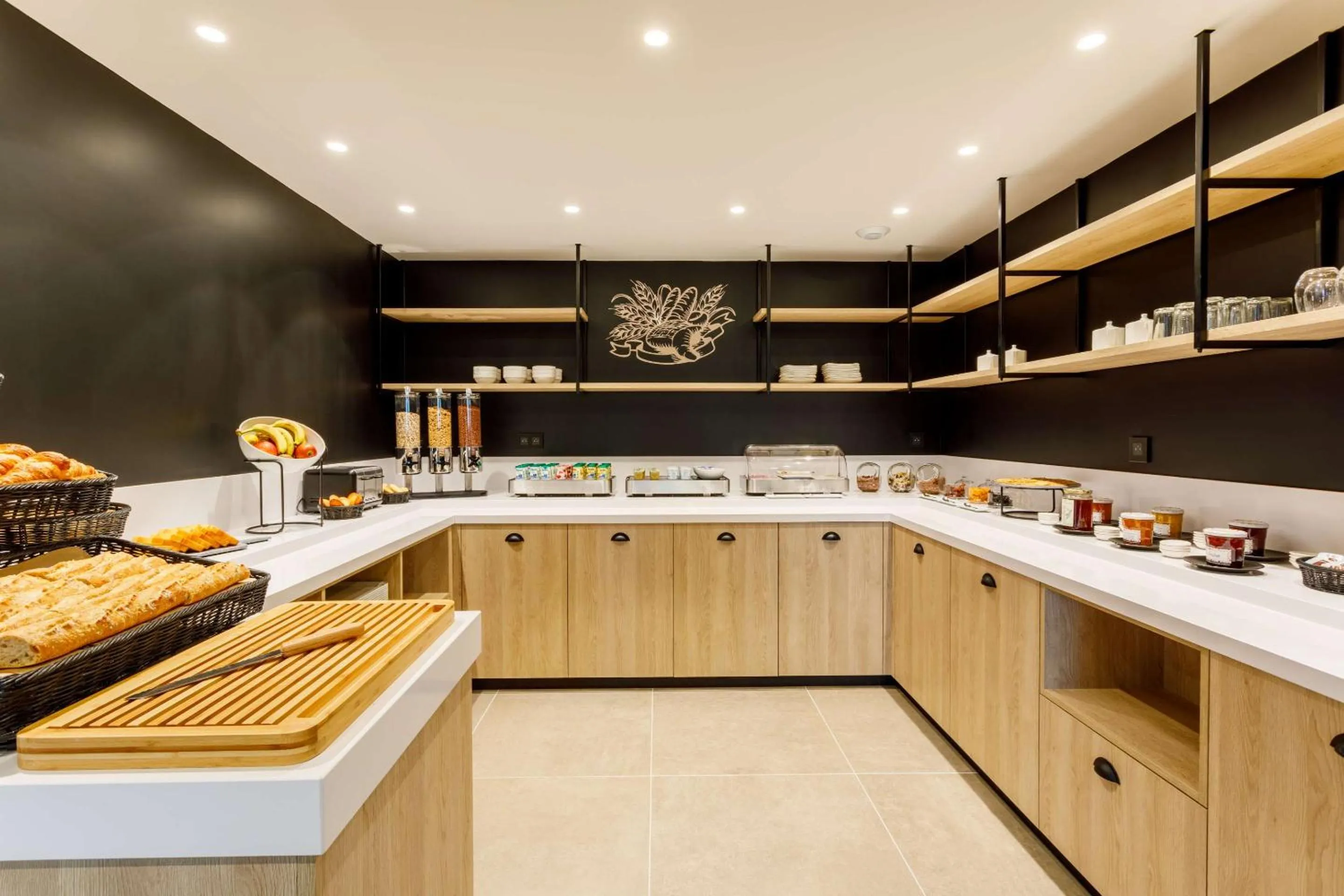 Restaurant/places to eat in Brit Hotel Piscine & Spa - Fougères