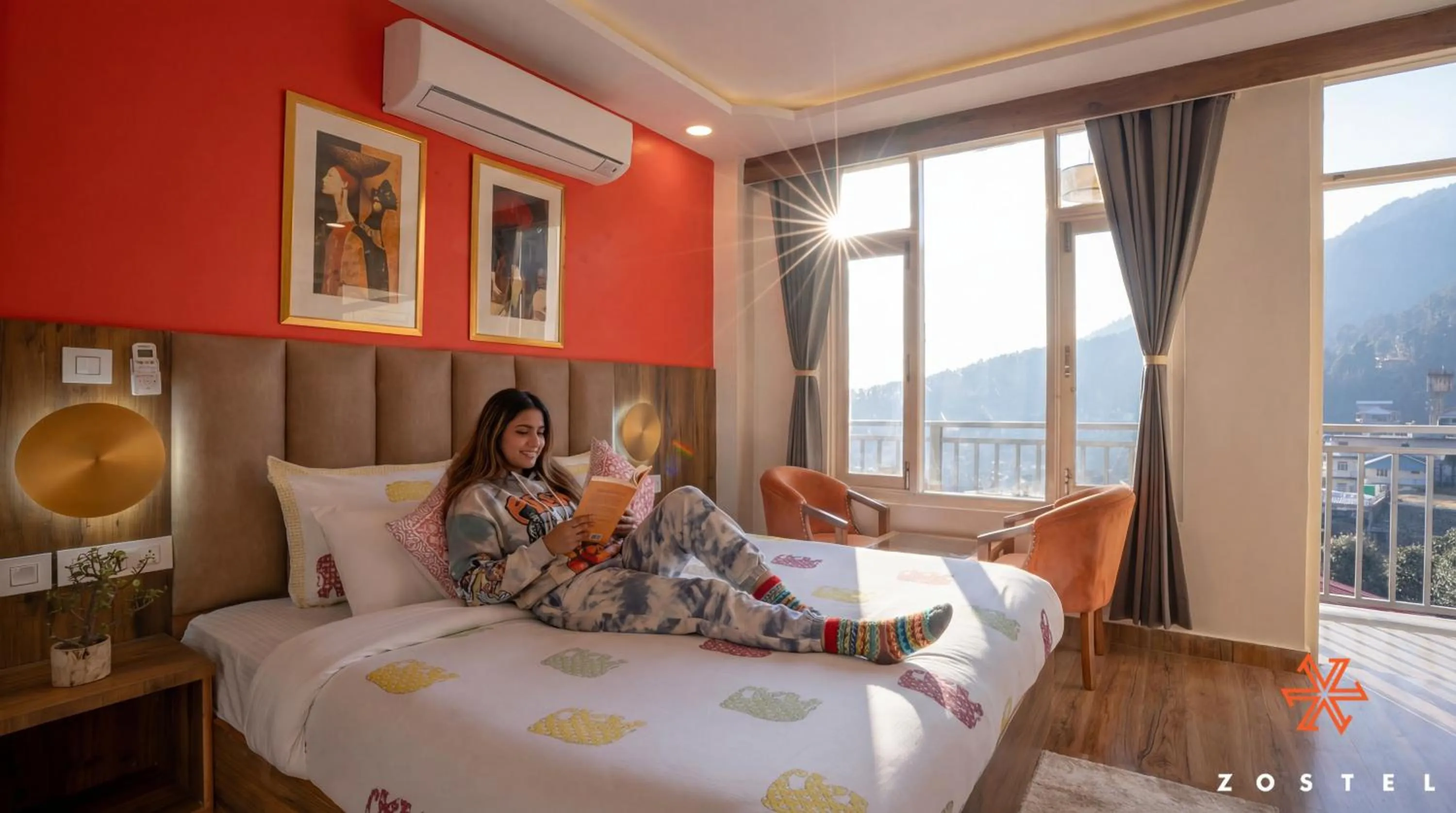 Bed in Zostel Dharamkot