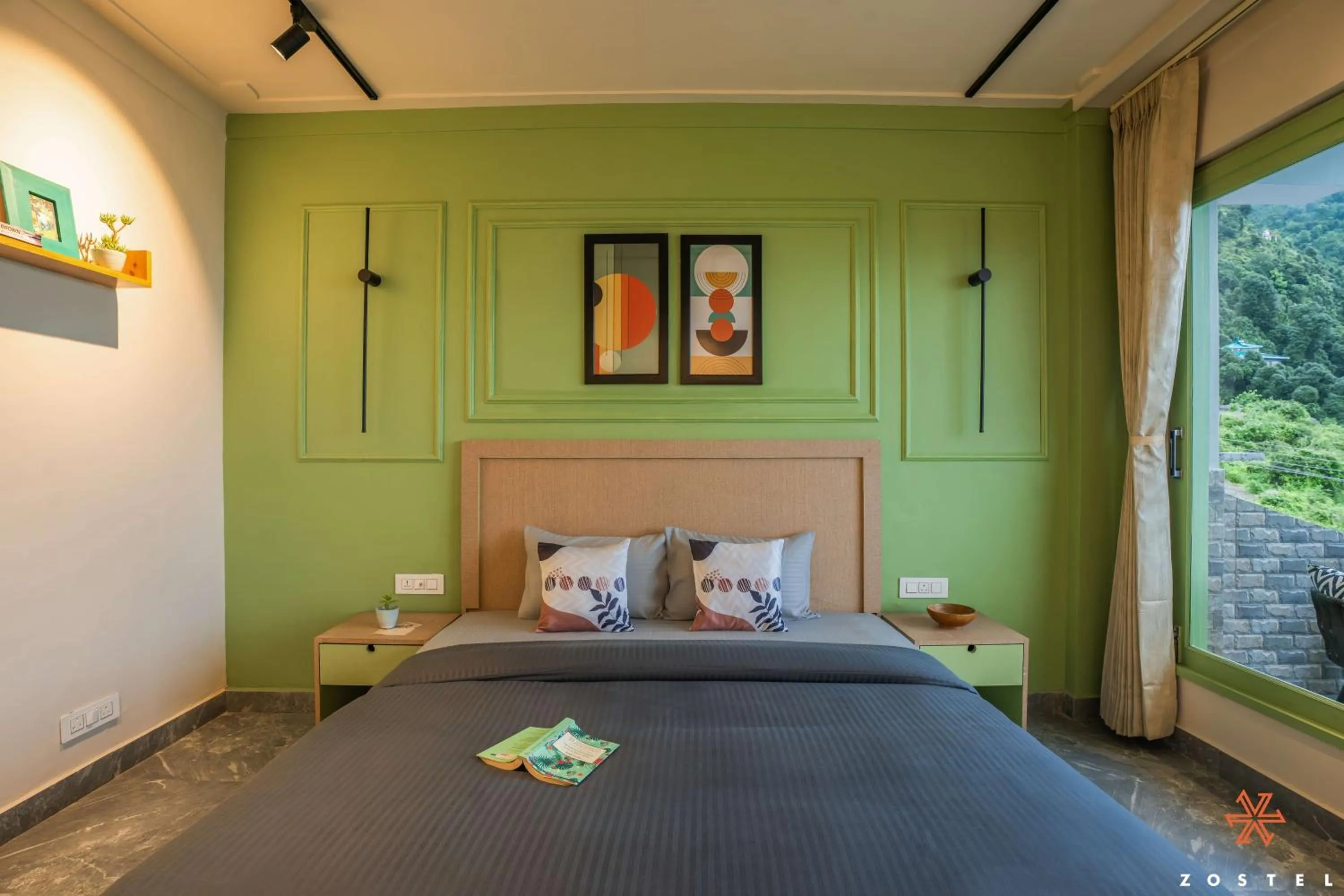 Bed in Zostel Dharamkot