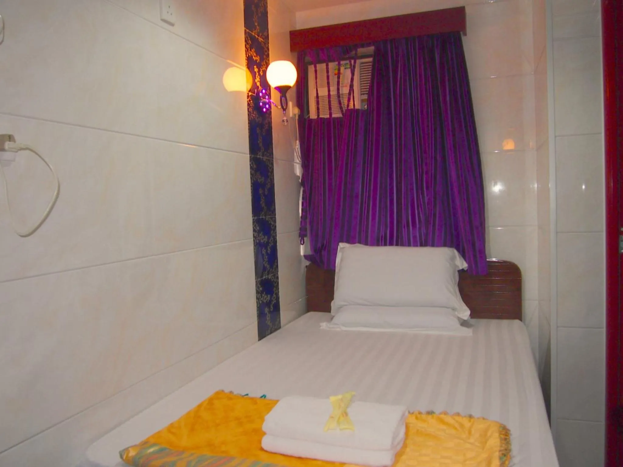 Bed in Traveller's Hostel