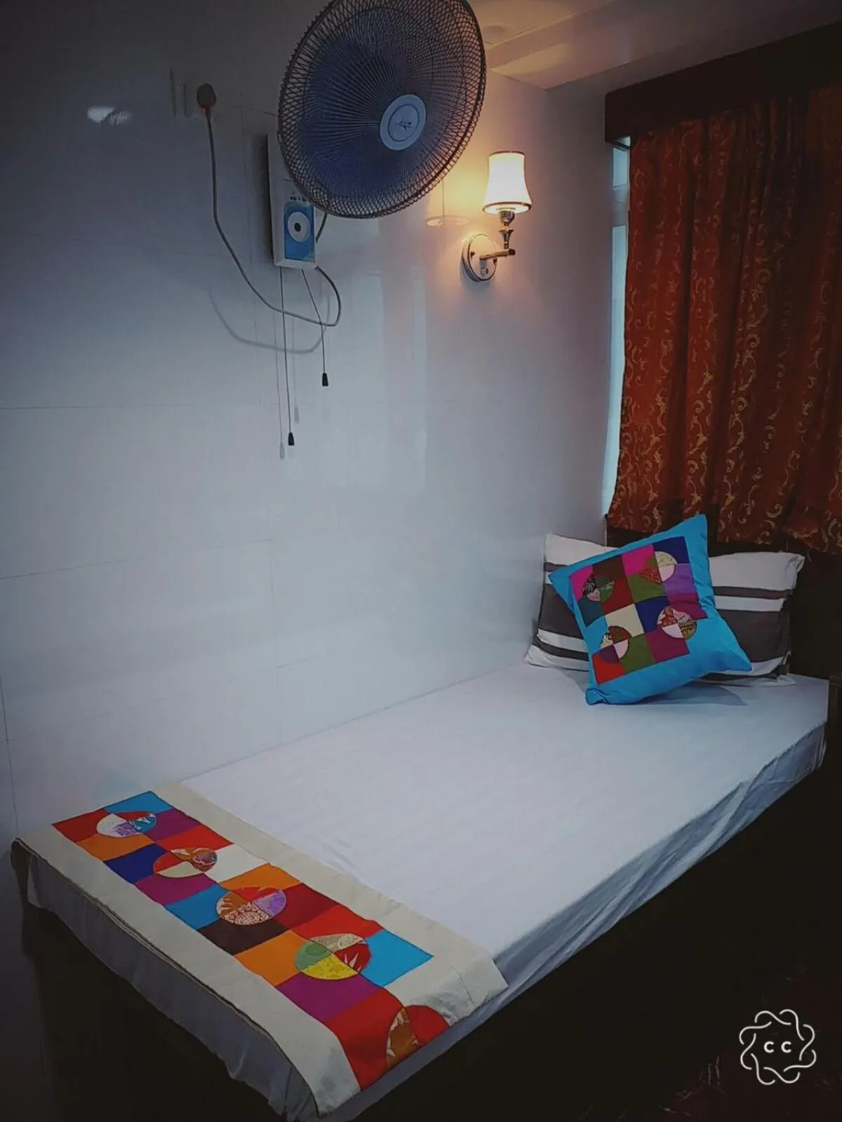 Bed in Traveller's Hostel