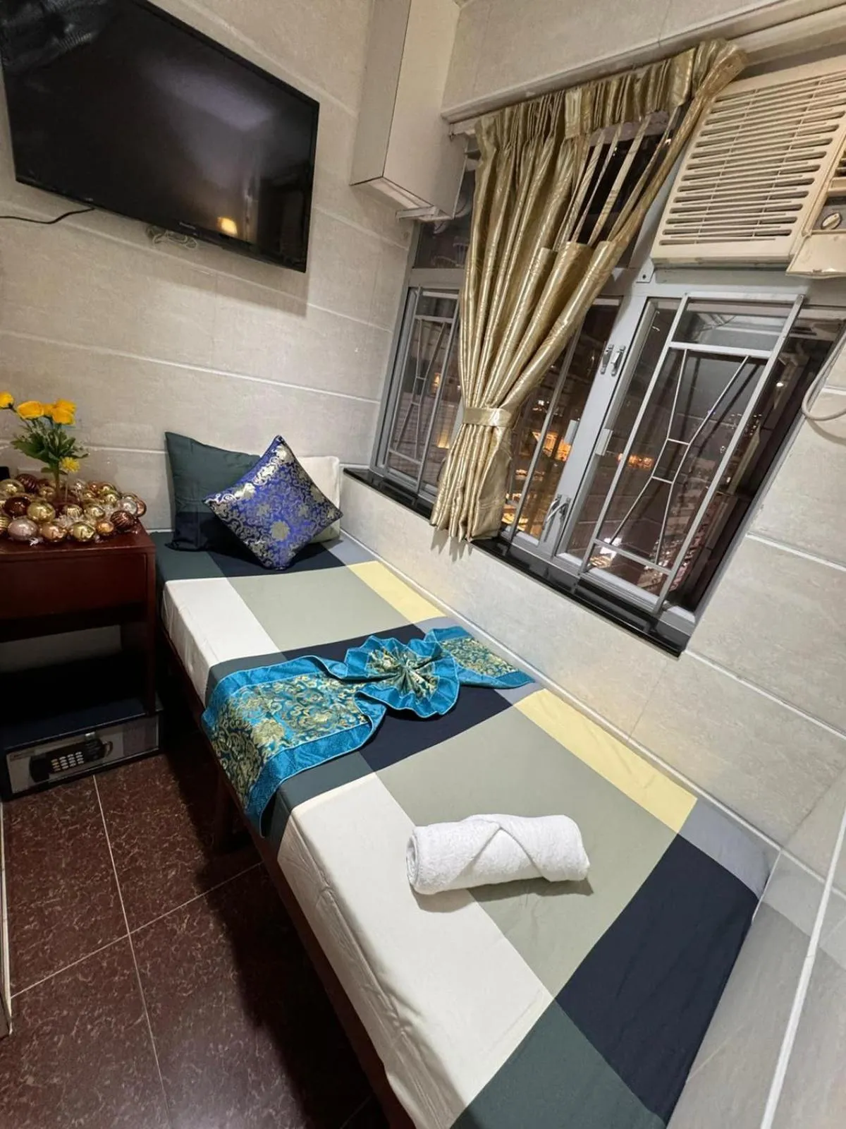 Bed in Traveller's Hostel