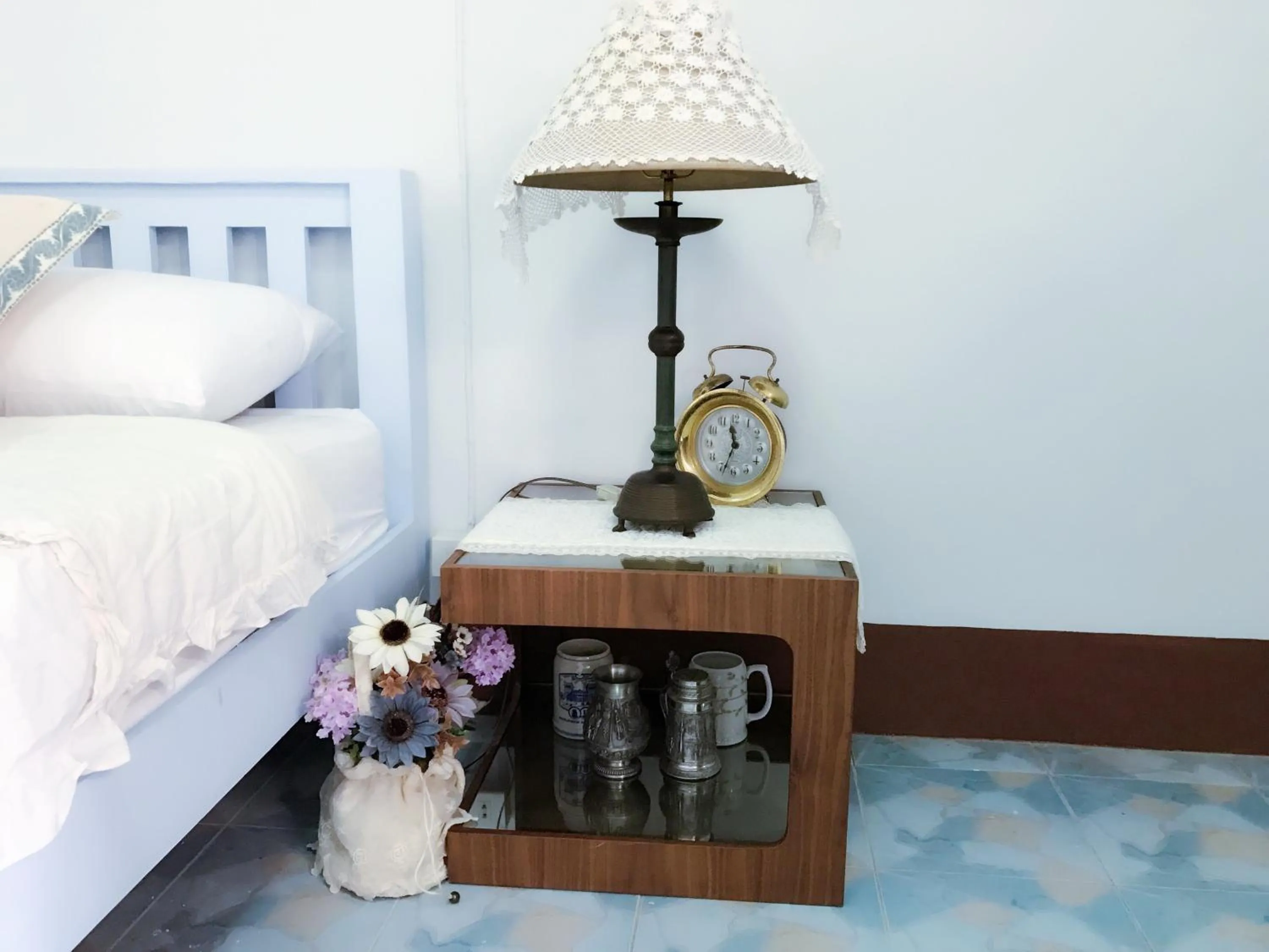 Bed in Chanathinat Place