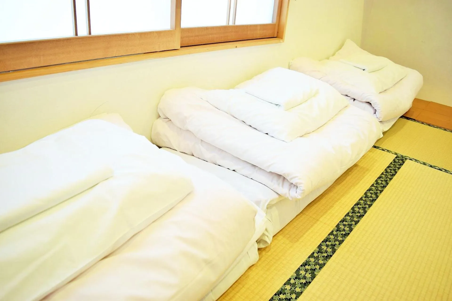 Photo of the whole room, Bed in Hiroshima Hostel EN