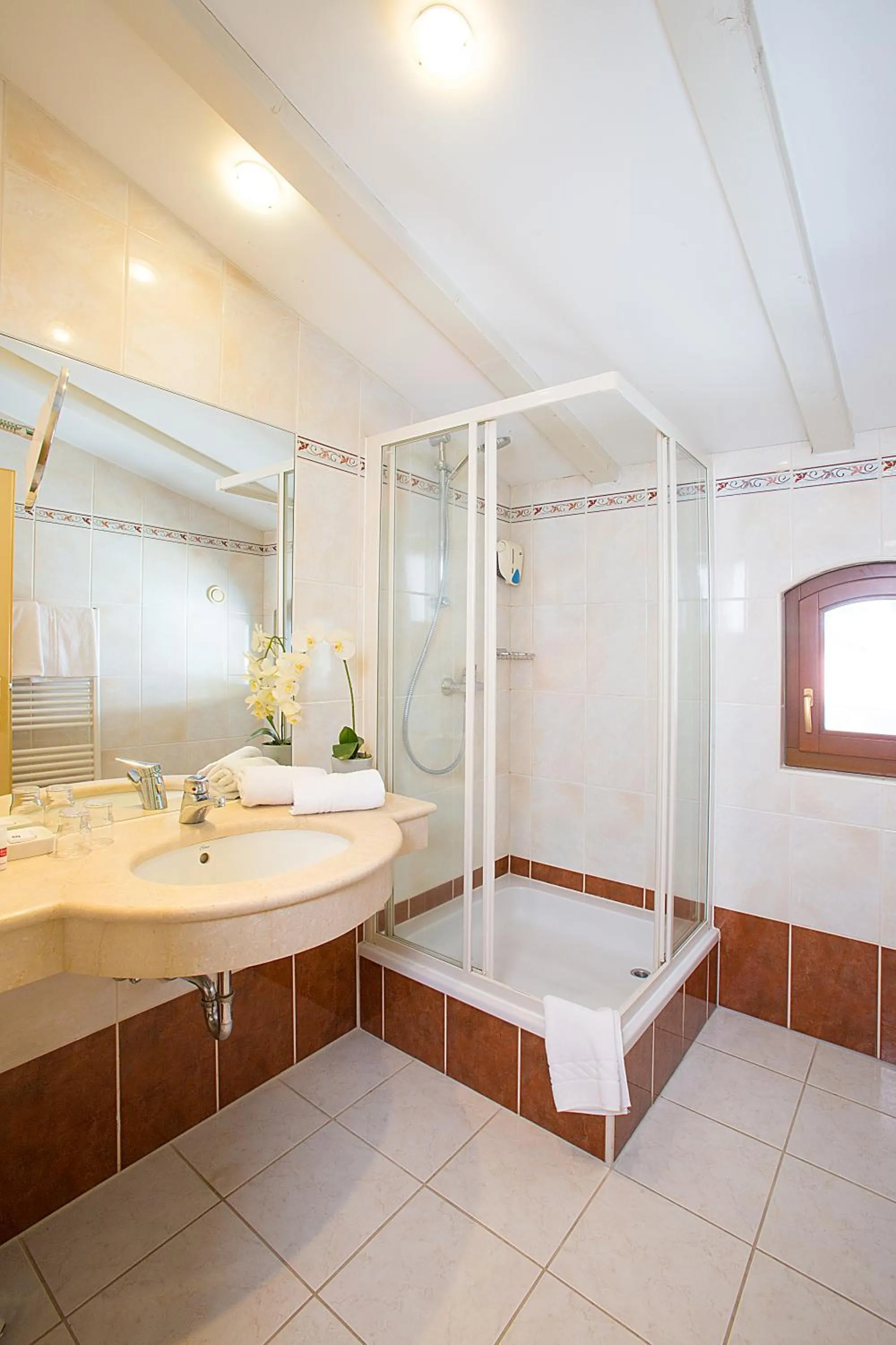 Bathroom in Hotel Hubertus