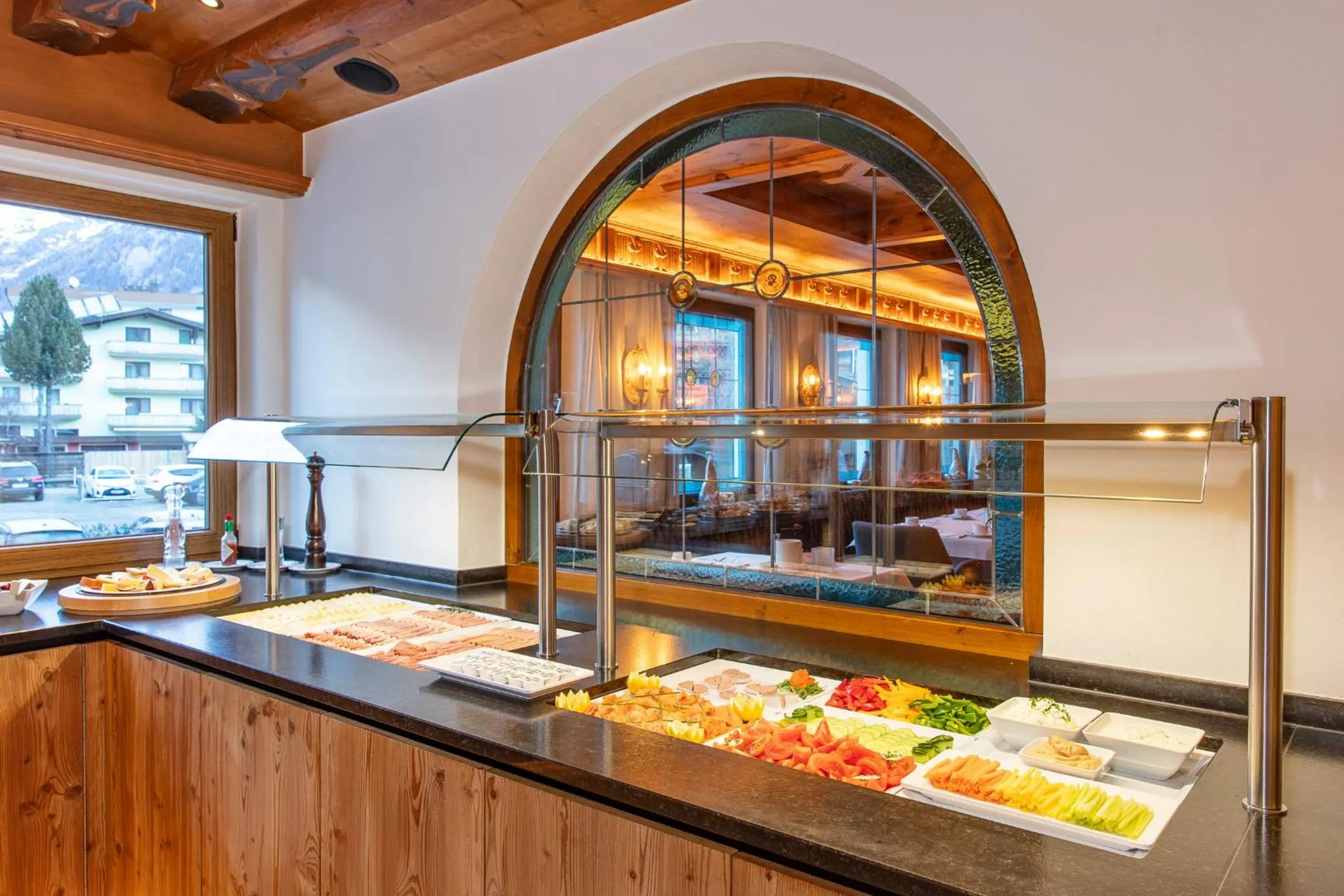 Buffet breakfast in Hotel Hubertus