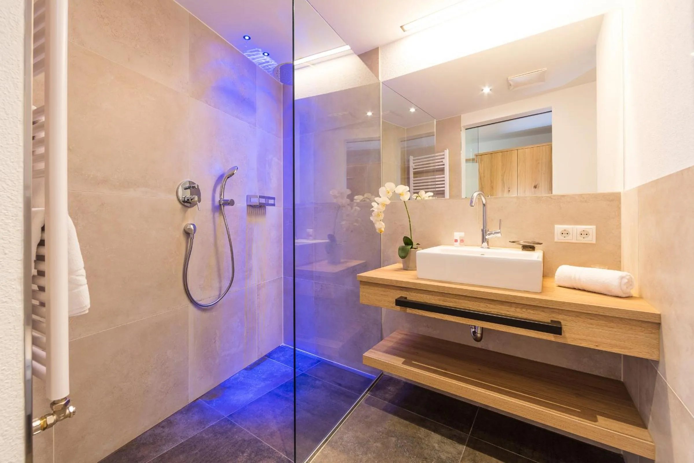 Bathroom in Hotel Hubertus