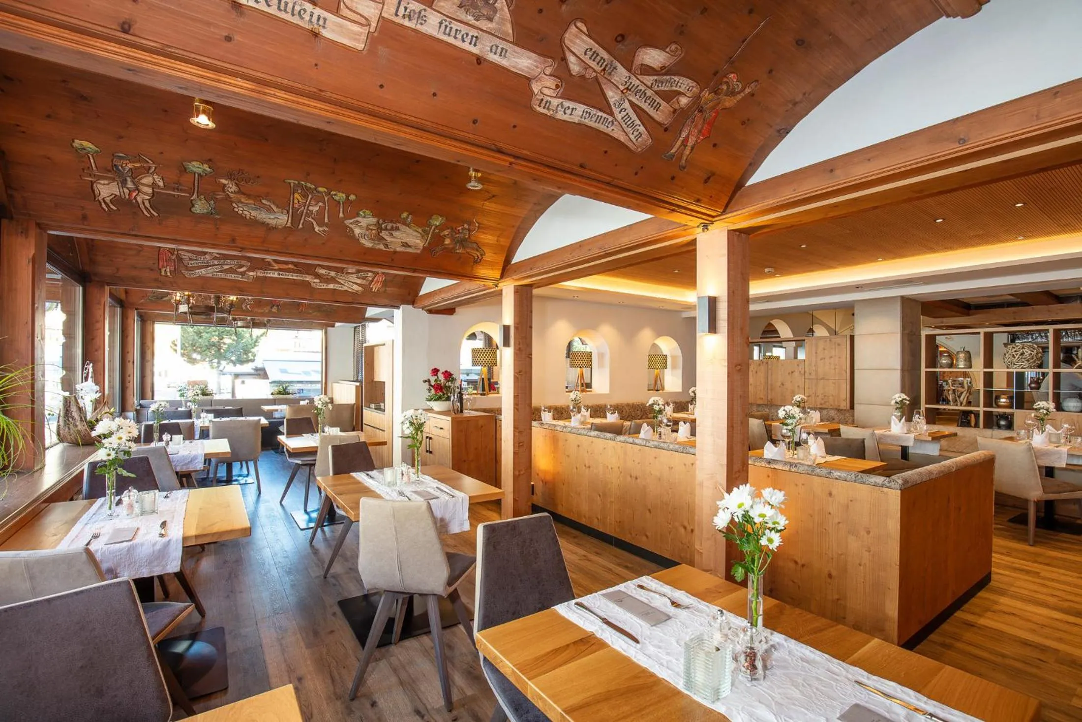 Restaurant/places to eat in Hotel Hubertus
