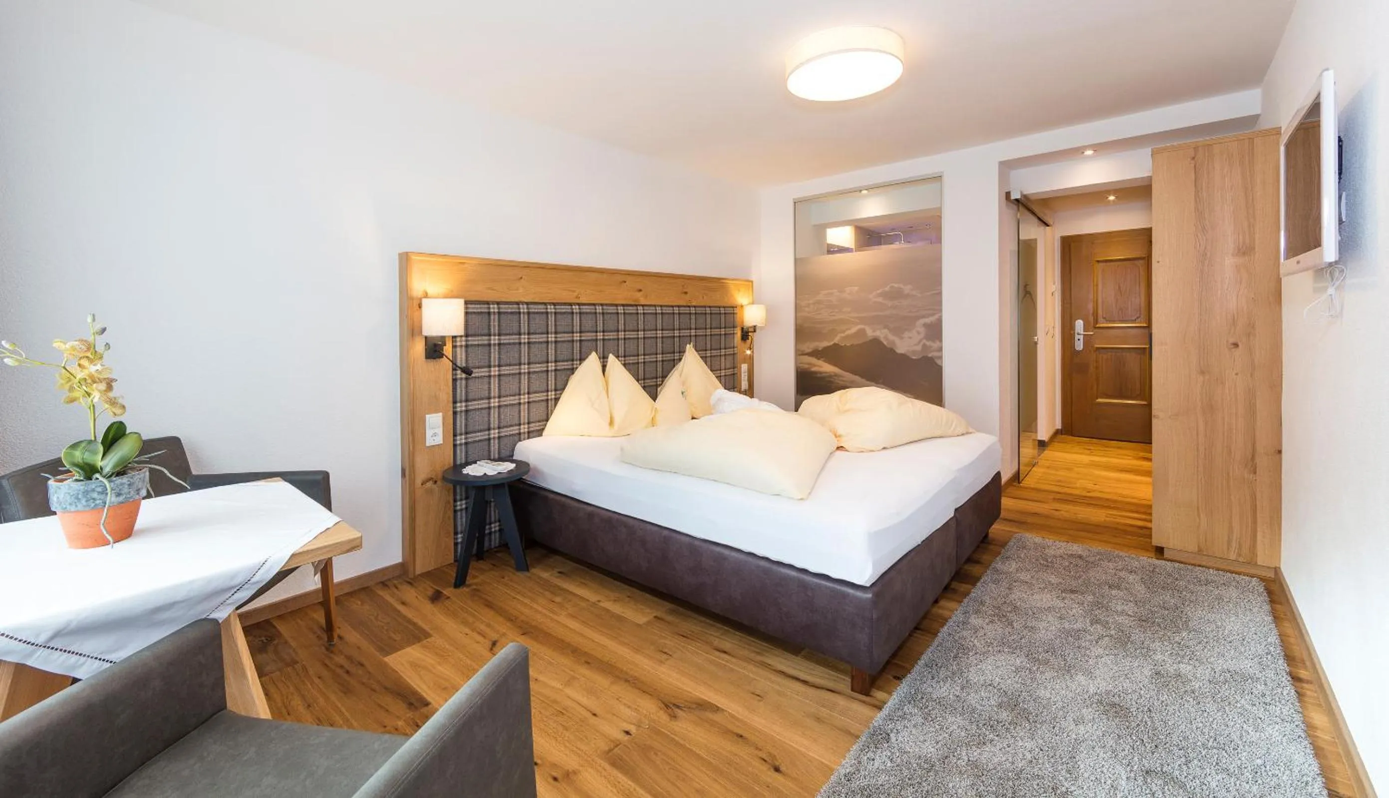 Photo of the whole room, Bed in Hotel Hubertus