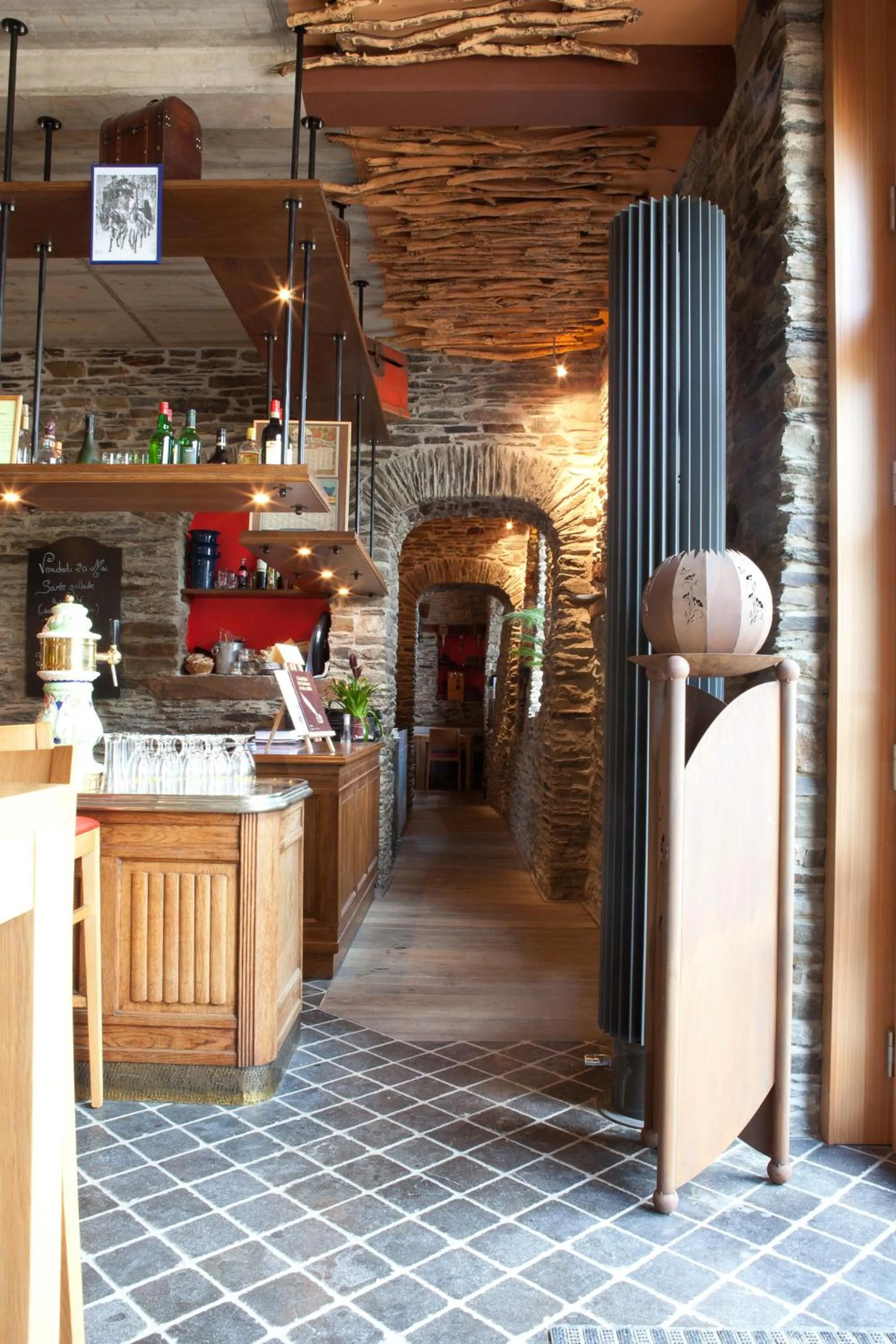 Restaurant/places to eat in Auberge Du Relais Postal