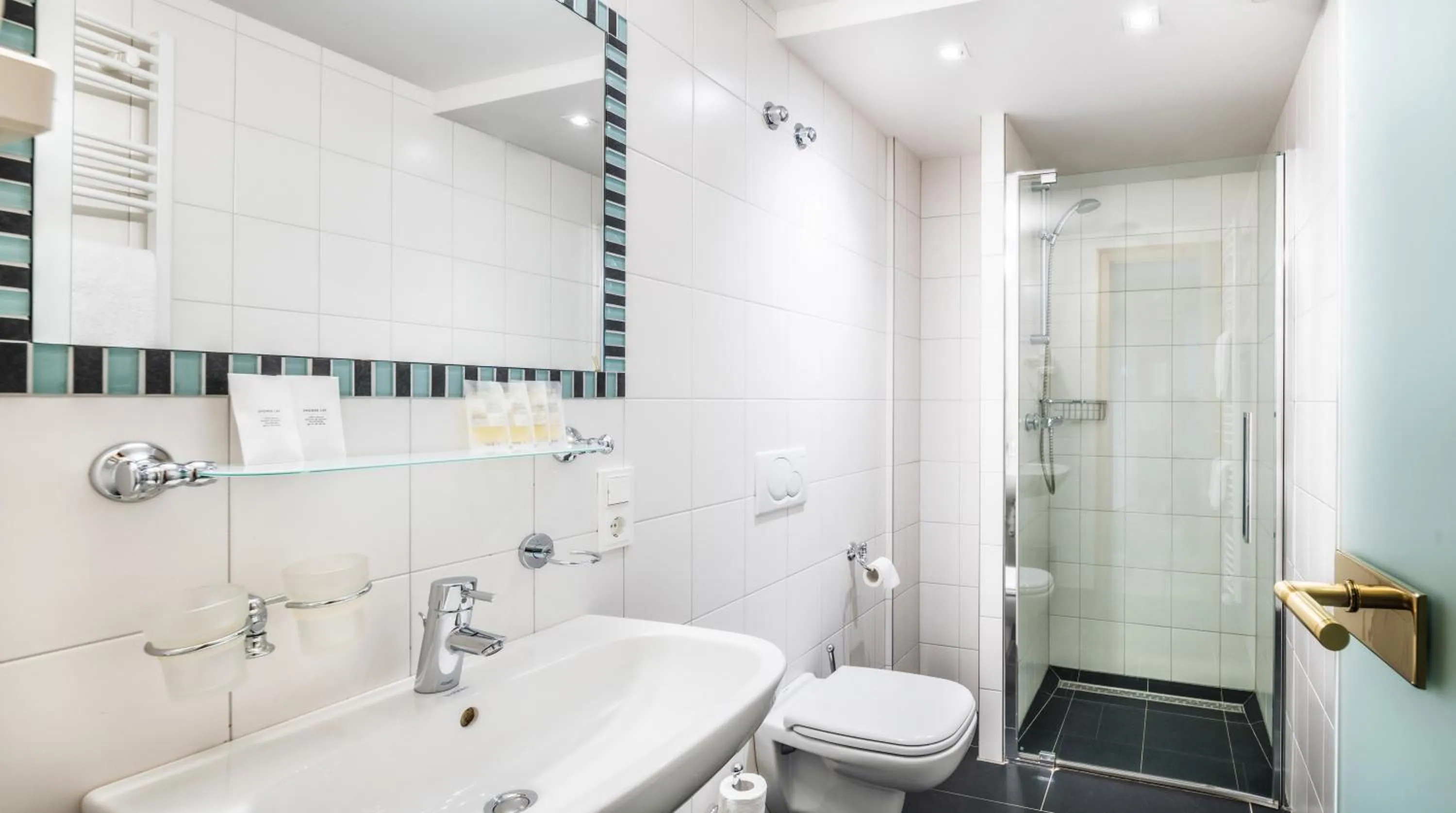 Bathroom in Auberge Du Relais Postal