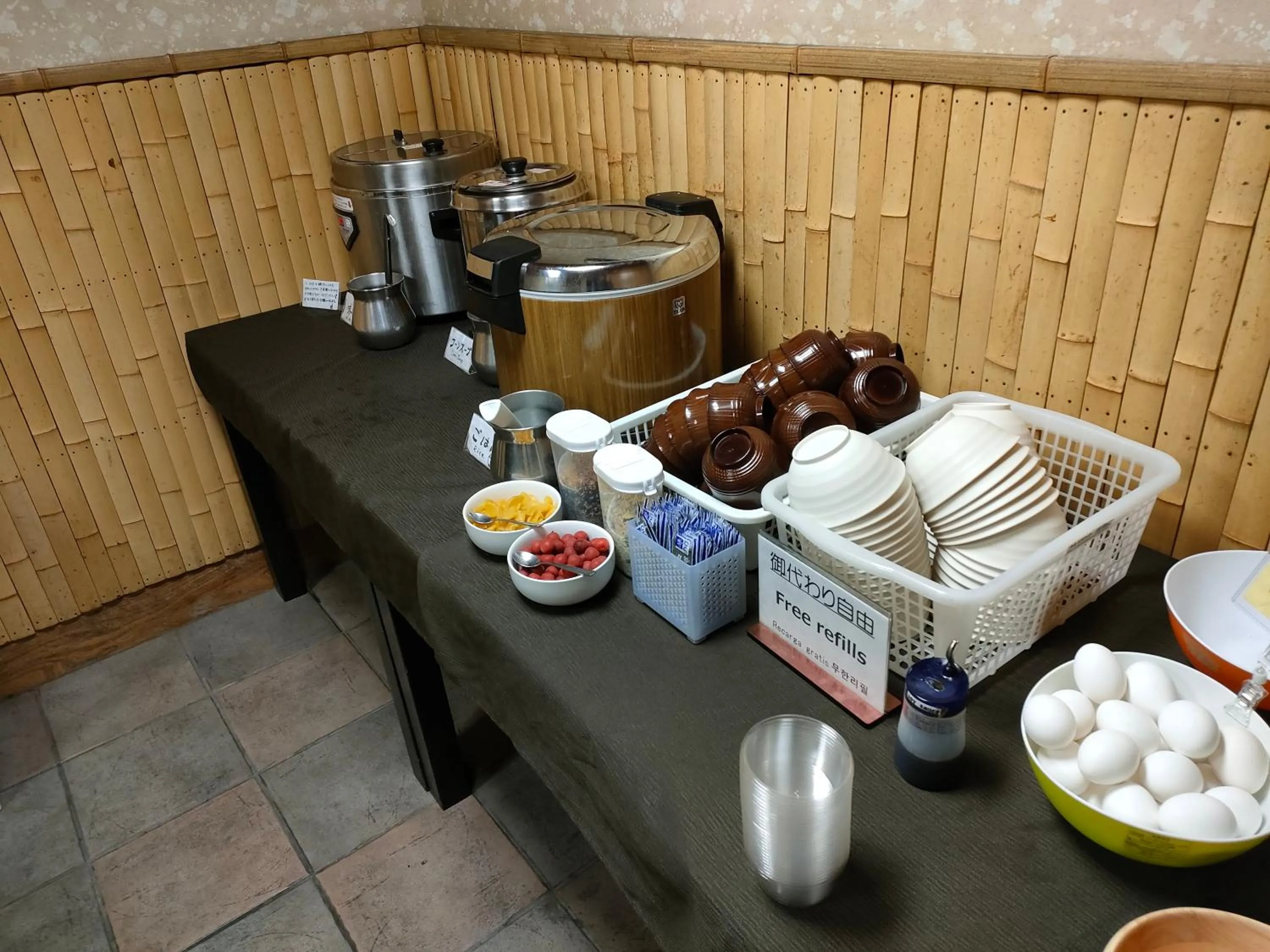 Buffet breakfast in Hotel Edoya